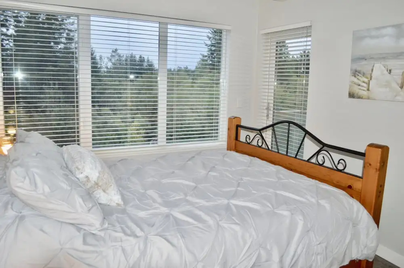 Cozy Creekside Renovated Condo