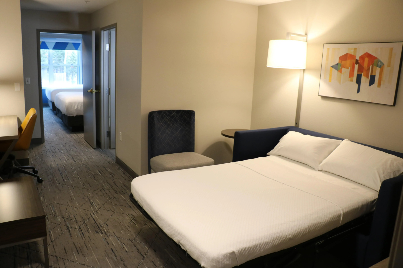 Holiday Inn Express & Suites Marquette by IHG