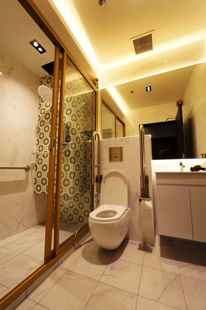 CUBE Boutique Capsule Hotel @ Kampong Glam