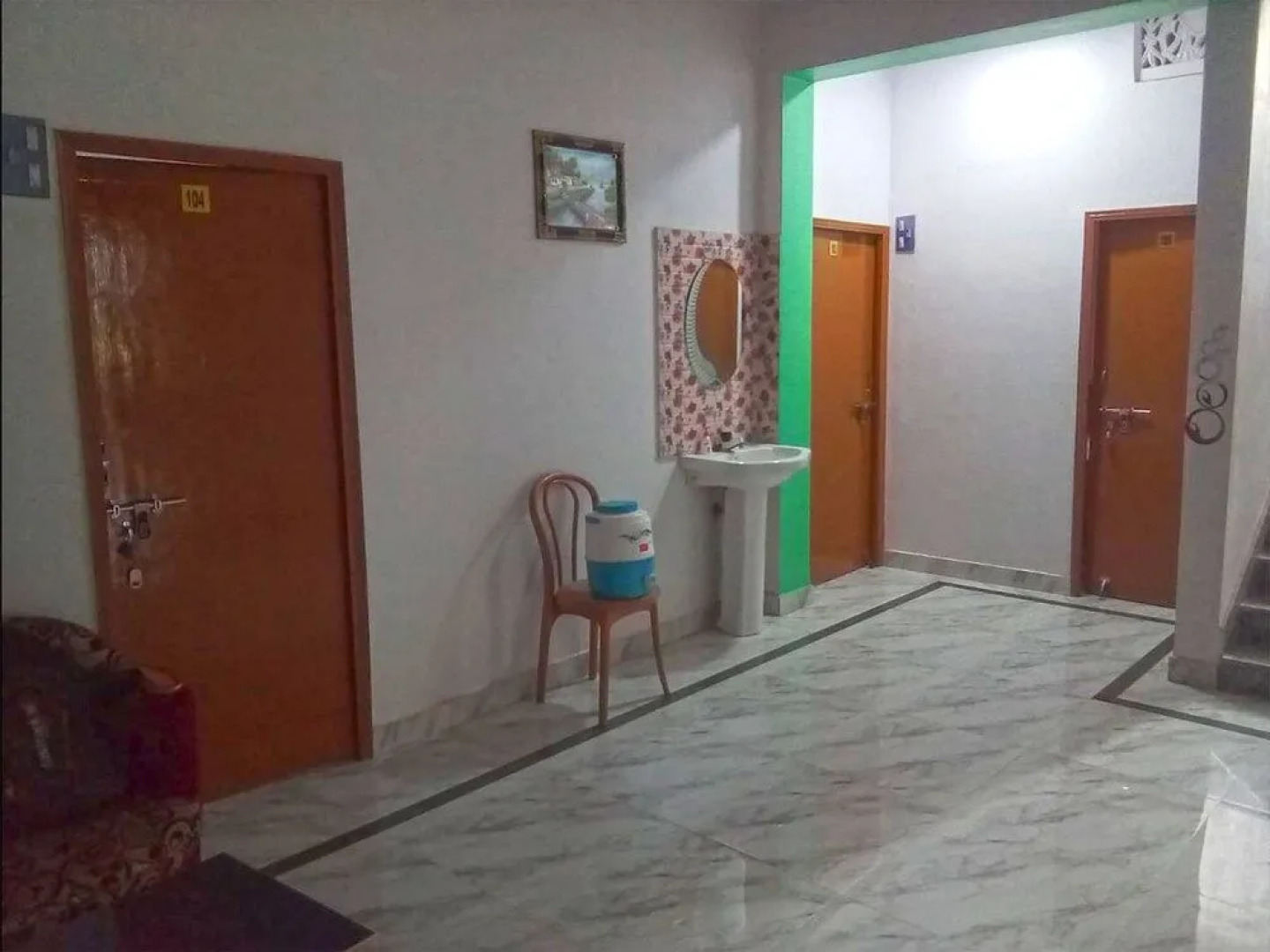 Spot On 44288 Maharaja Palace