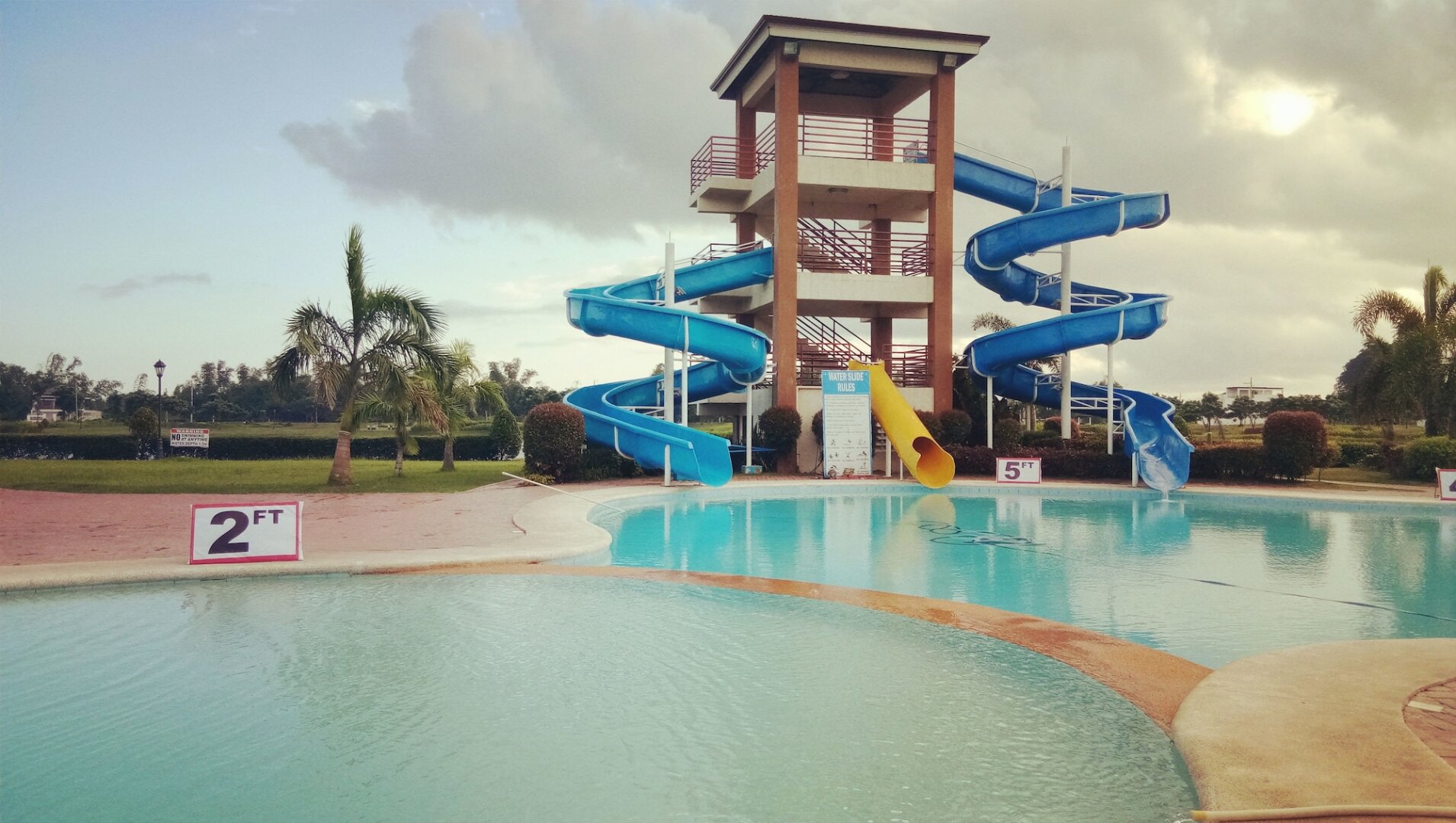 Sotogrande Iloilo Hotel