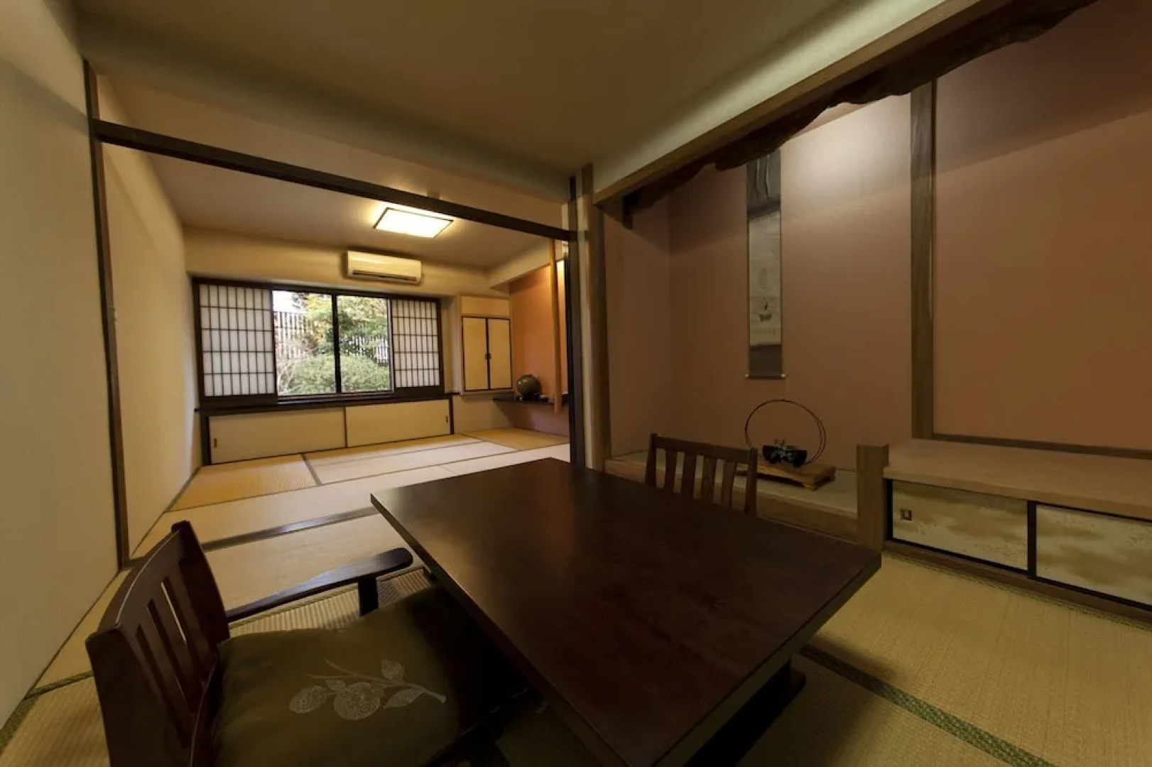 Gokuraku Onsen Takumi No Yado