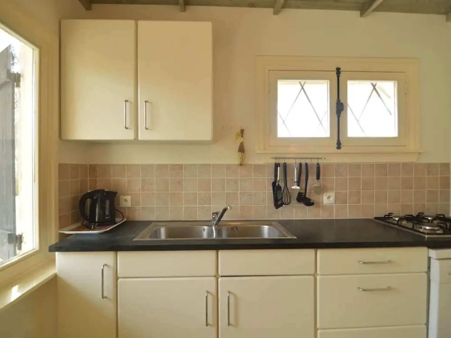 Modern Holiday Home in the Heart of France for up to 10 People