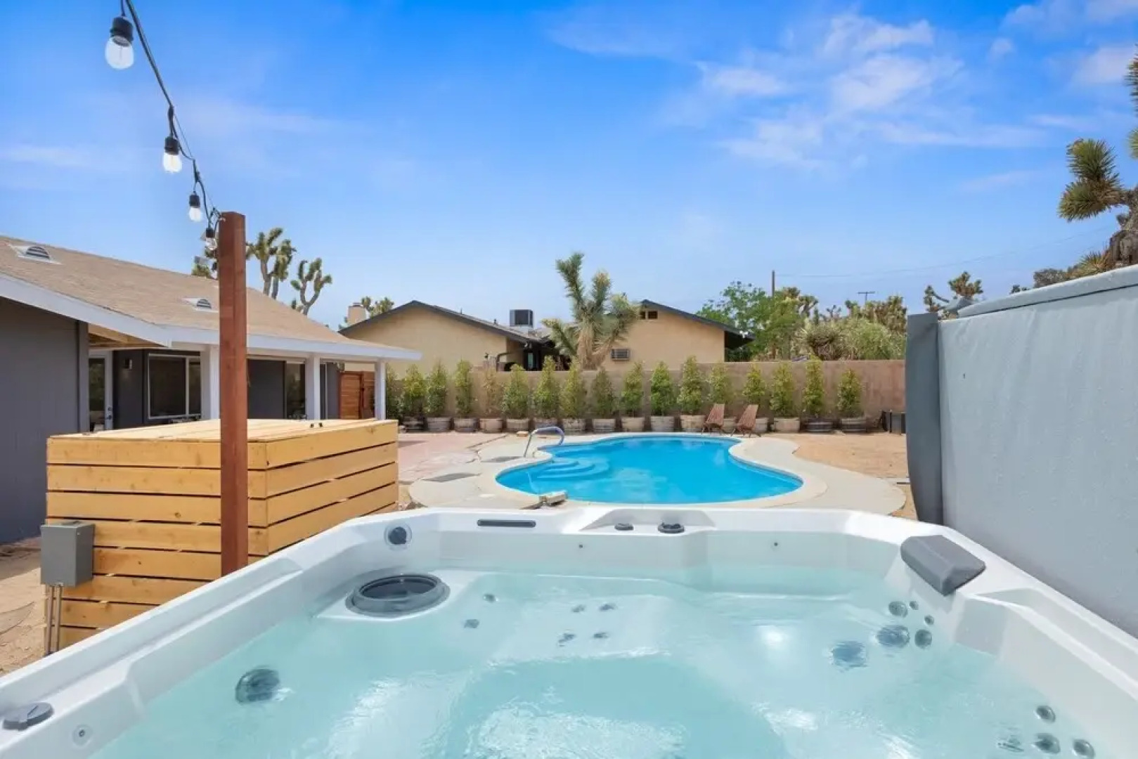 Nuevo Sol - In Ground Pool, Hot Tub, Fire Pit + Bbq 3 Bedroom Home by RedAwning