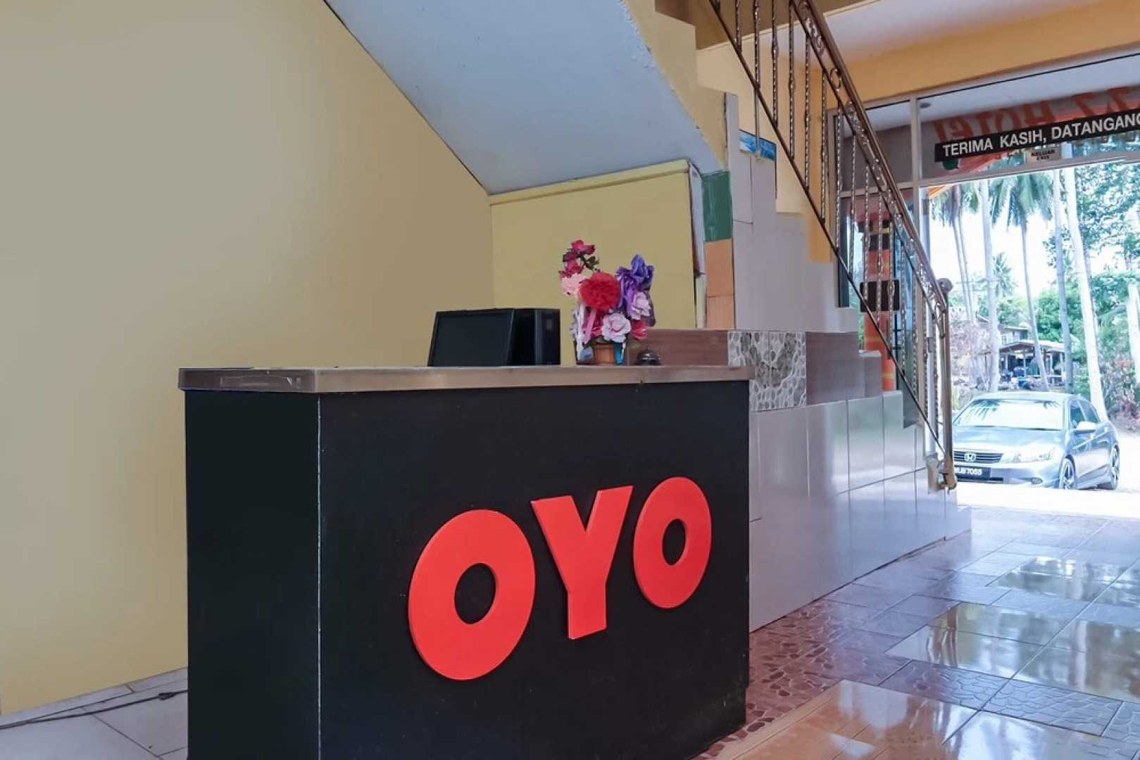 Raz Hotel by OYO Rooms