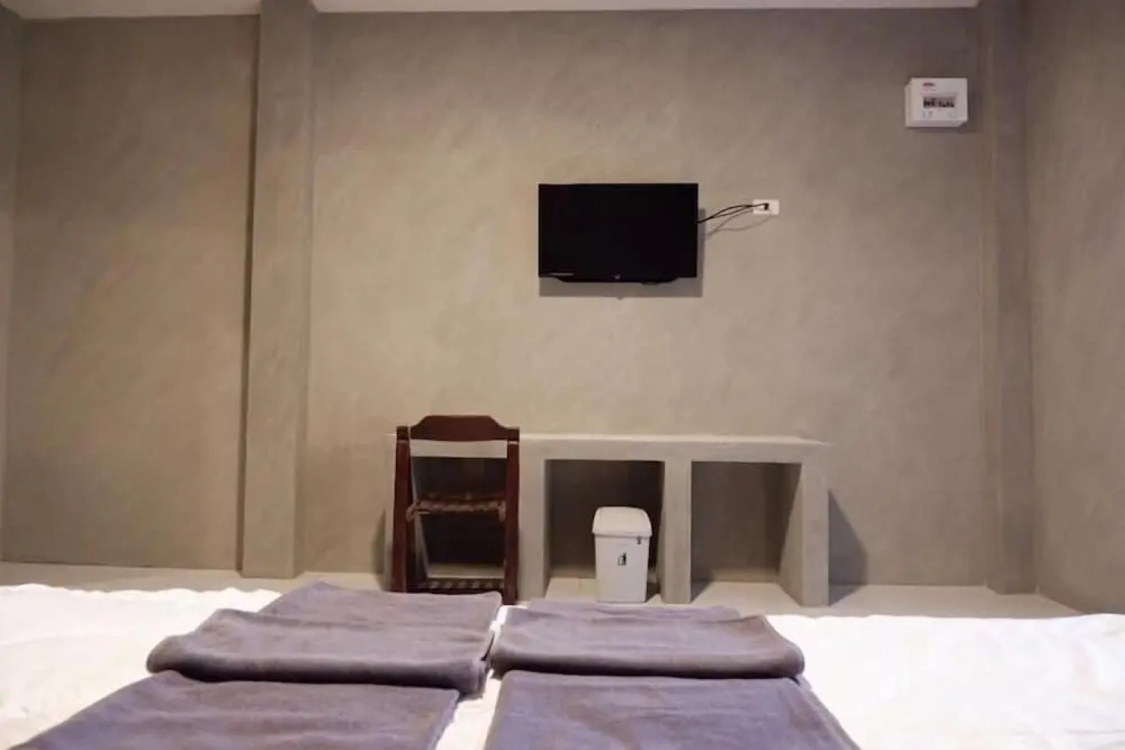 Terminal 1 cafe and resort