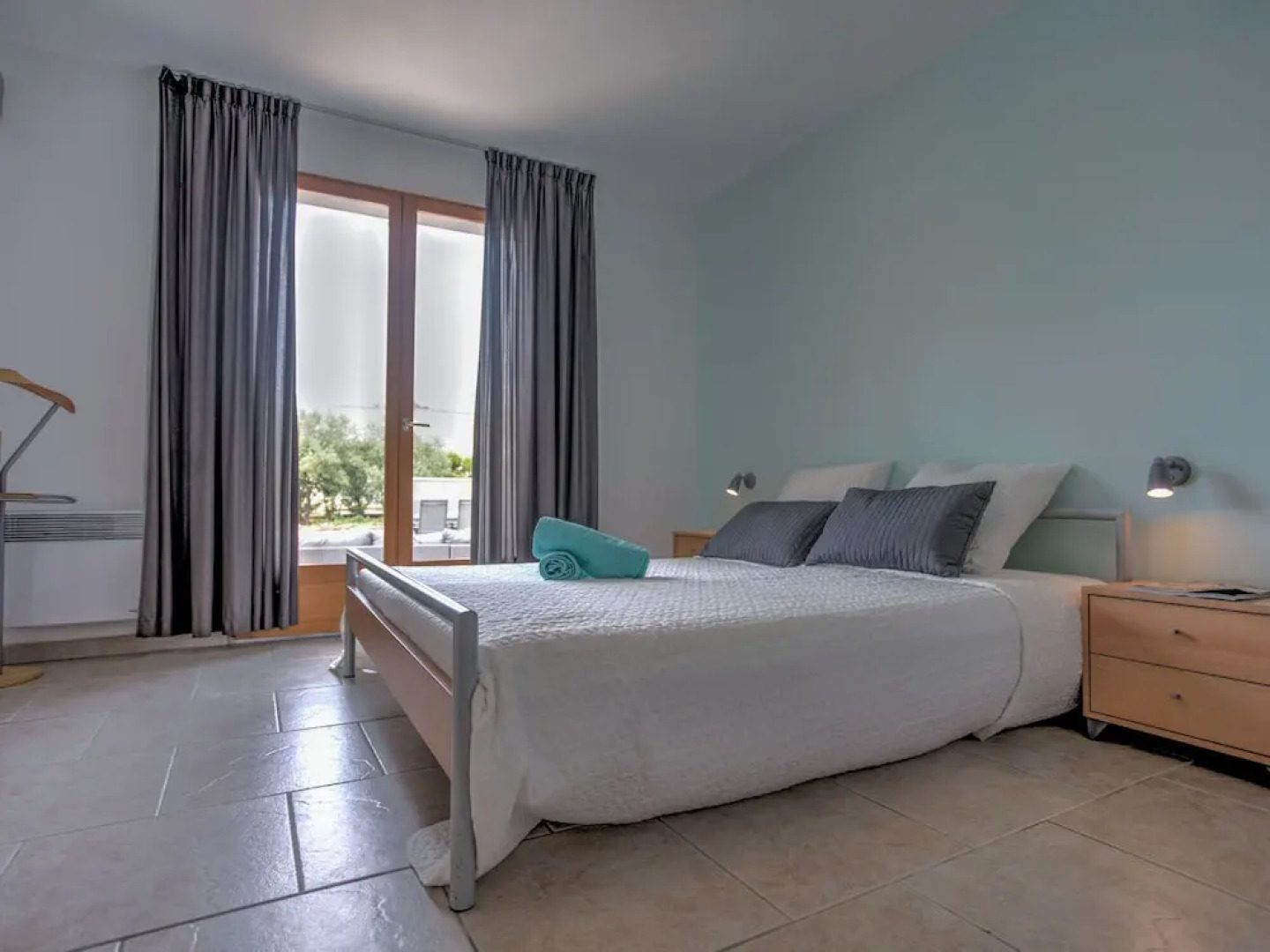 Lively Villa in Félines-minervois With Pool