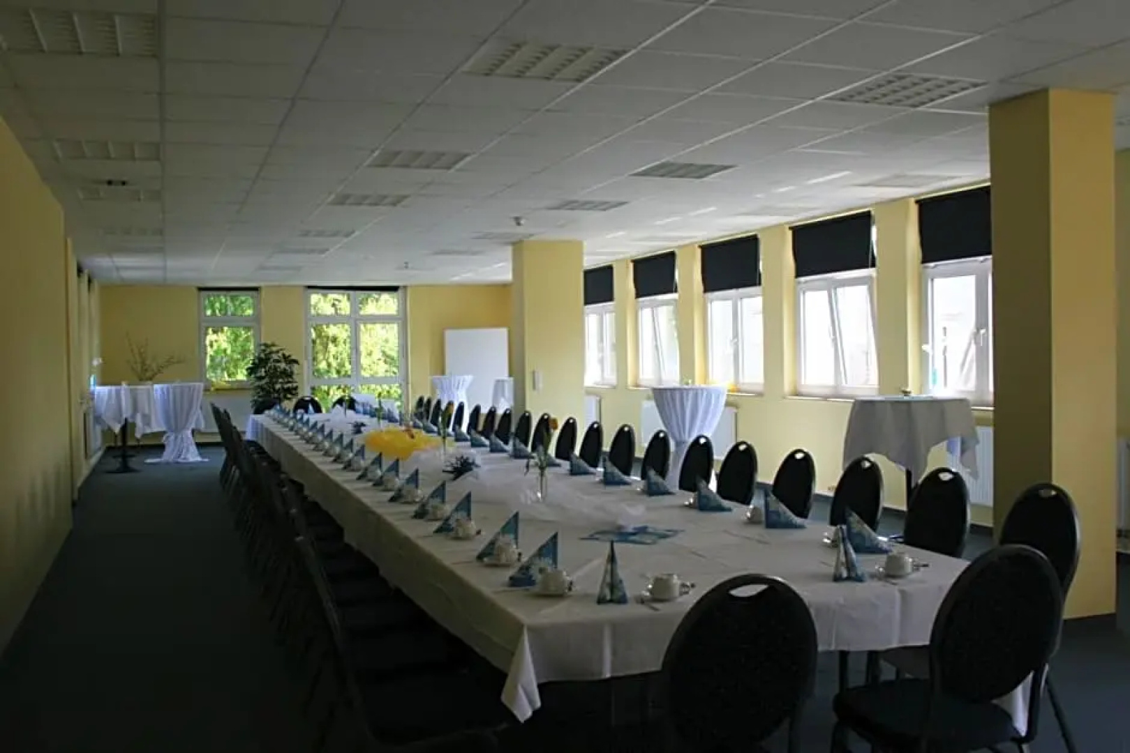 atrium Hotel