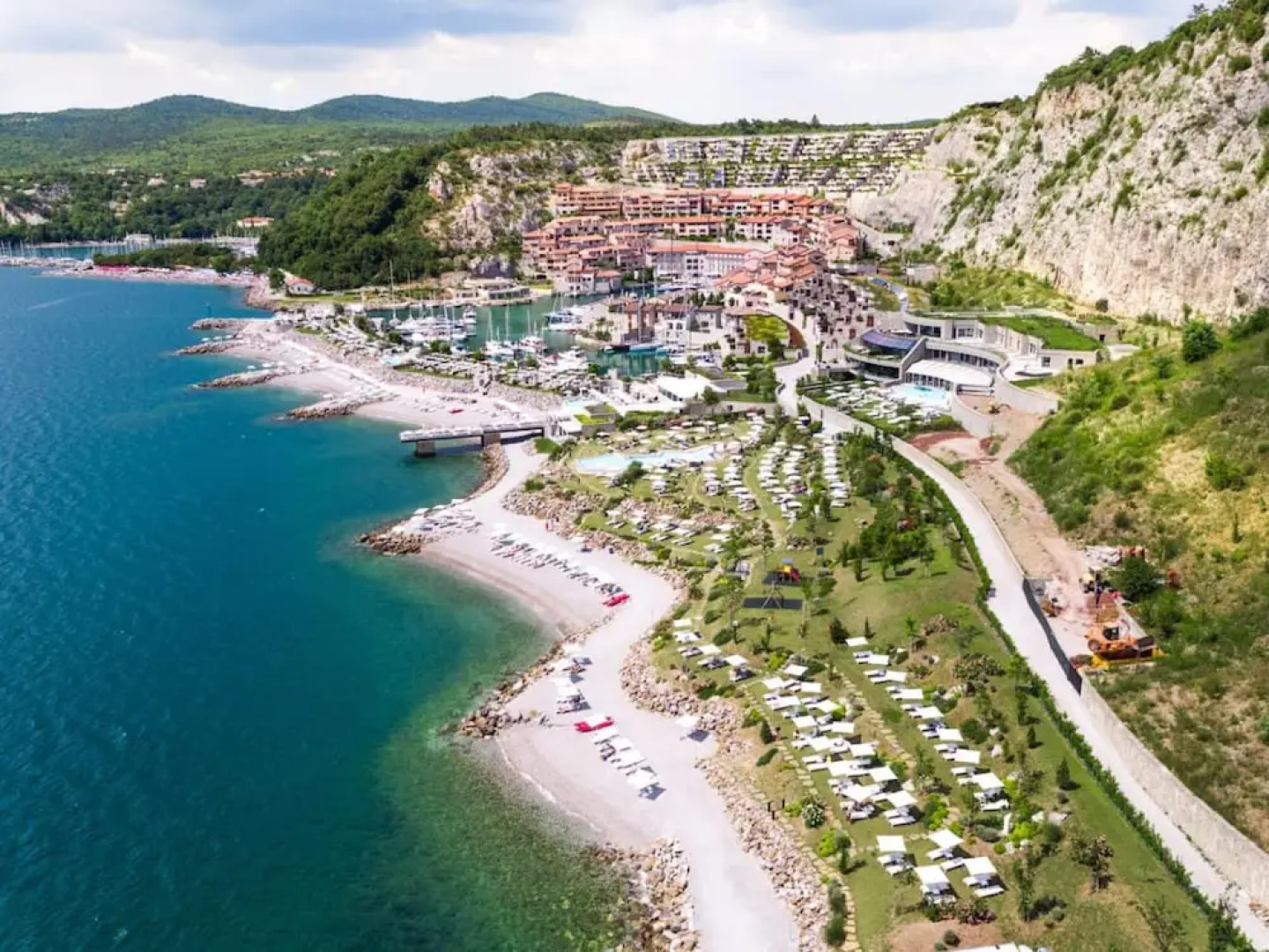 Sea-view Penthouse Spa in Portopiccolo