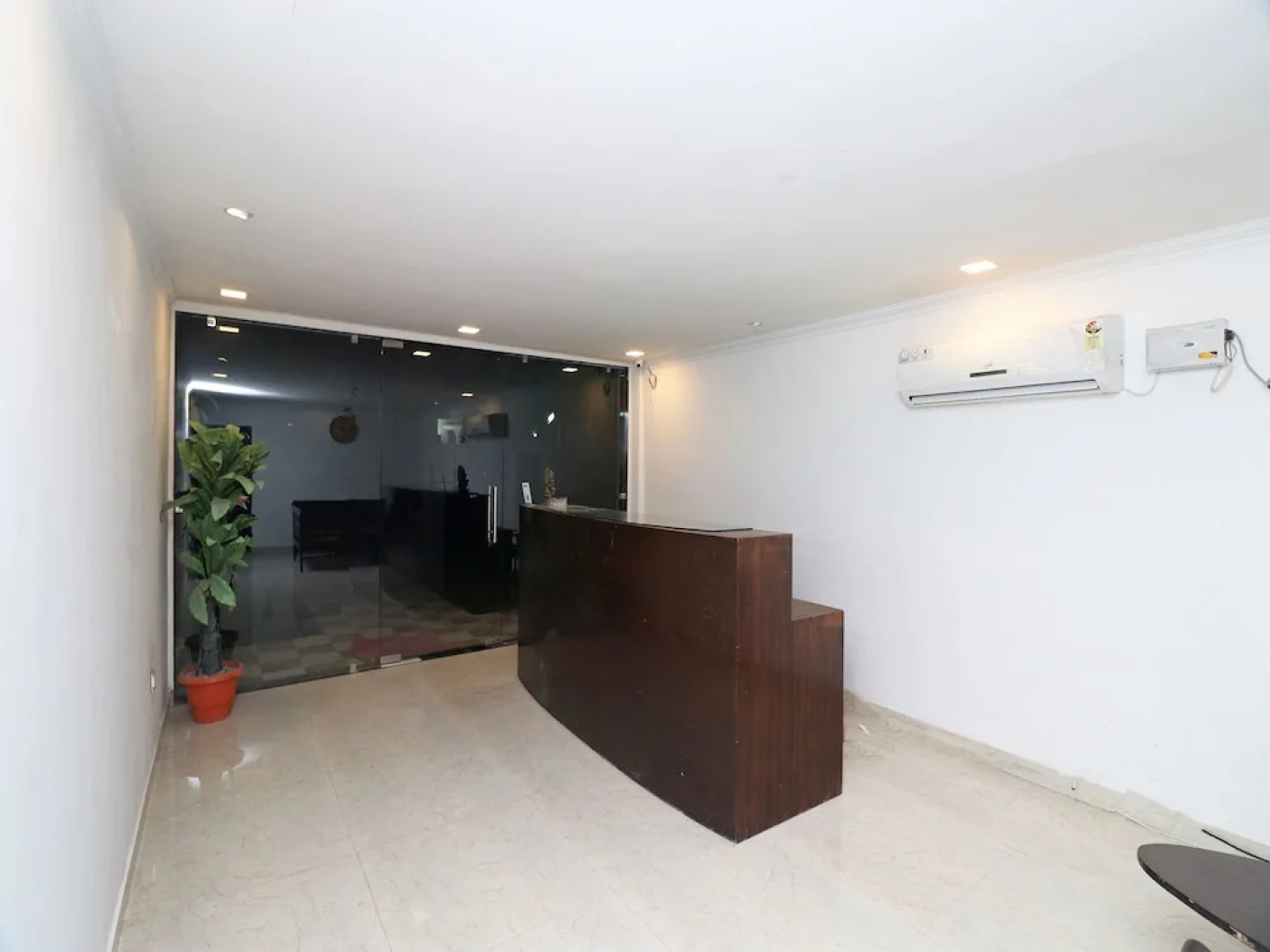 OYO 24410 Camellia Resort