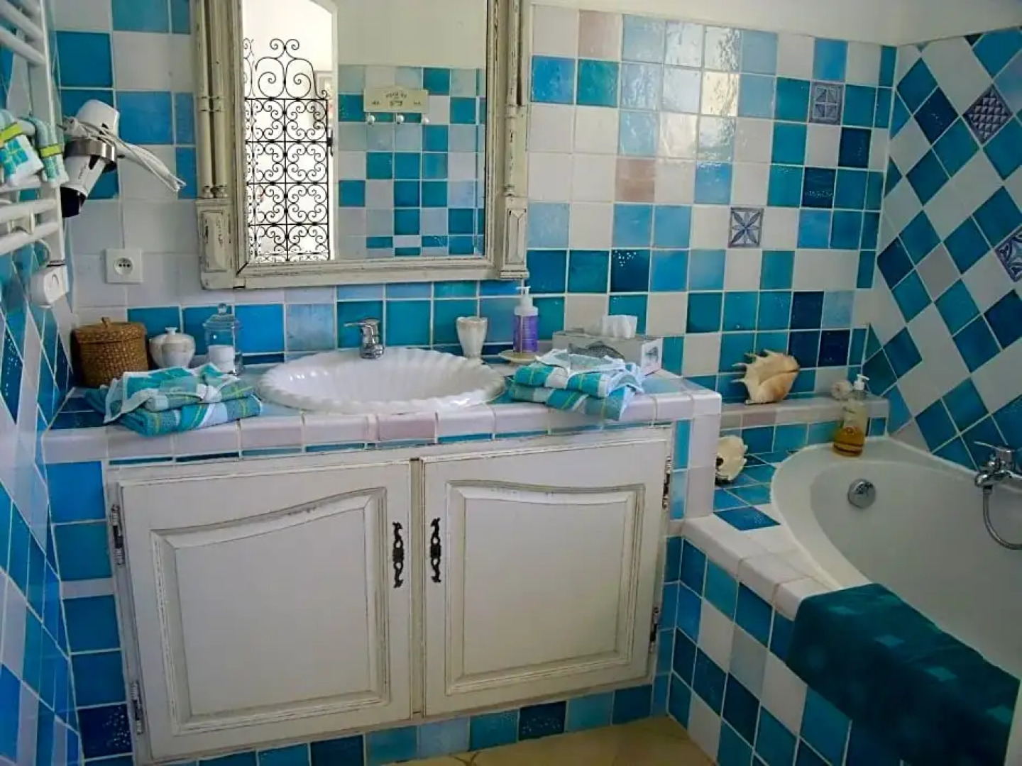 Domaine De La Provenç'âne Le Pigeonnier