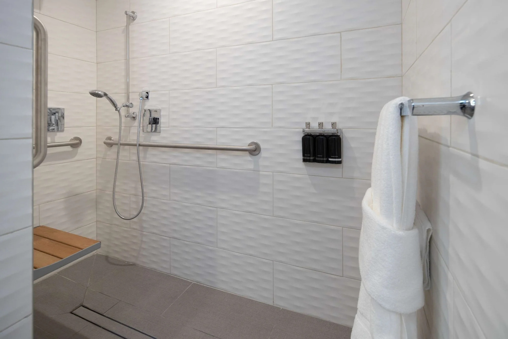 Americas Best Value Inn Golden Bear Inn