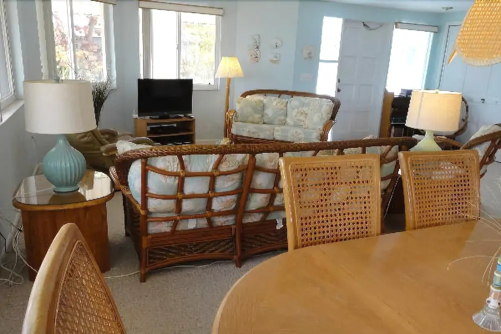 Jukes Beach House by RedAwning