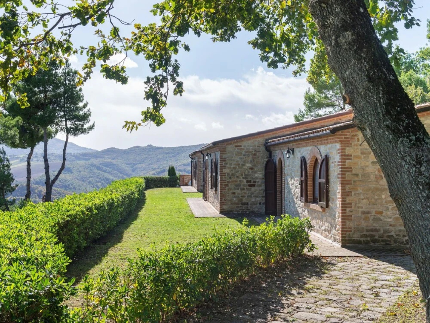 Valley-view Holiday Home in Montelparo With Pool & Garden