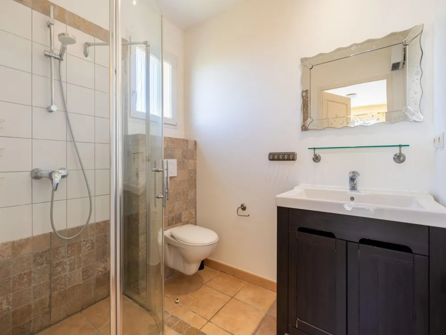 Villa in Montbrun With Pool and Mountain Views