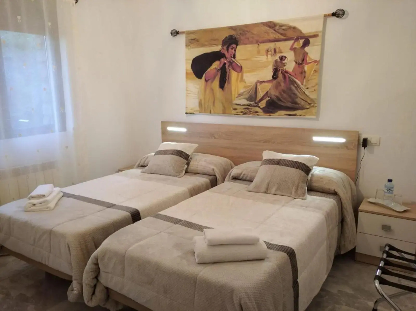 Aloja entero El Mirador de Acebo 4 estrellas piscina Sauna Spa