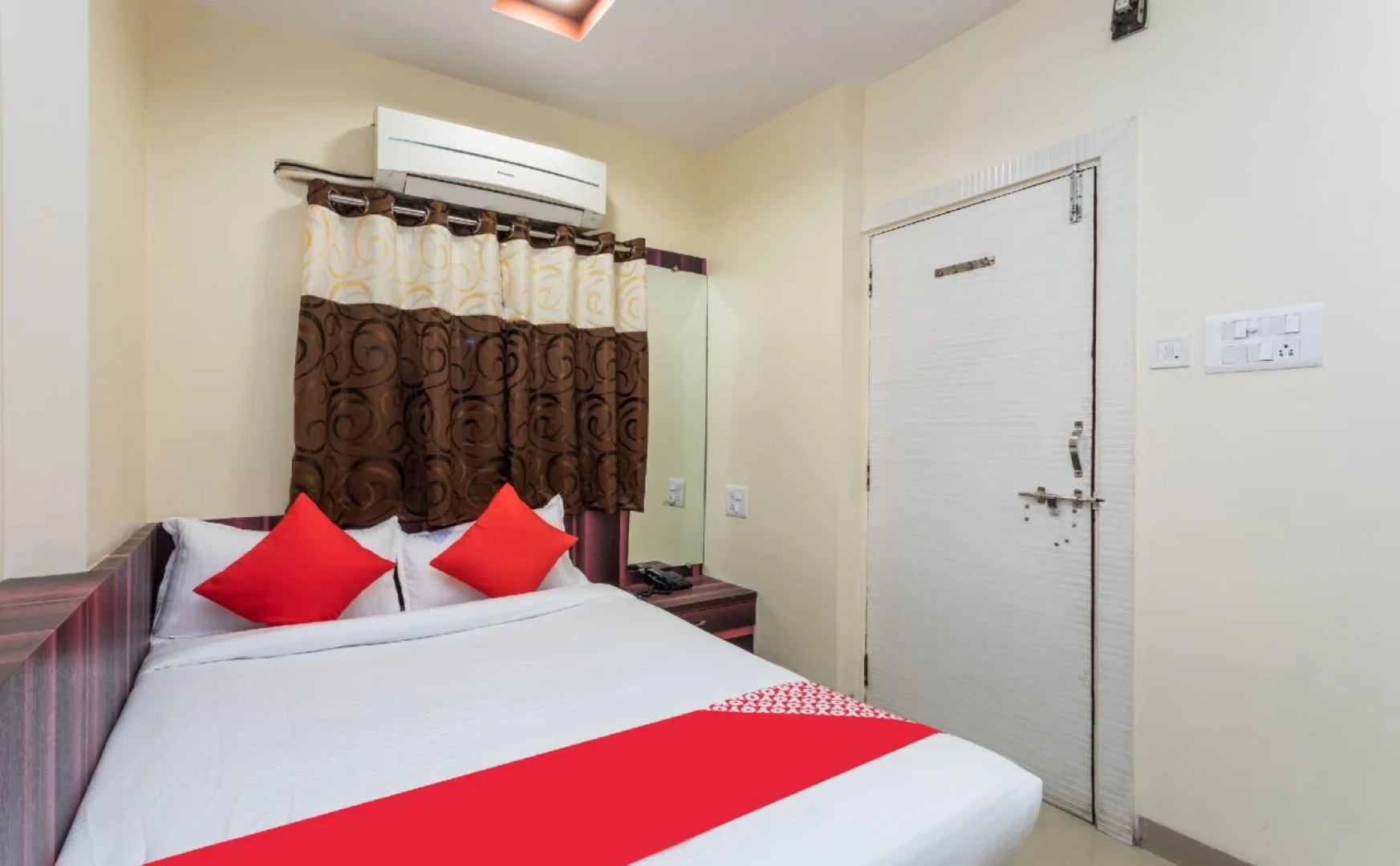 Hotel Krishna Palace