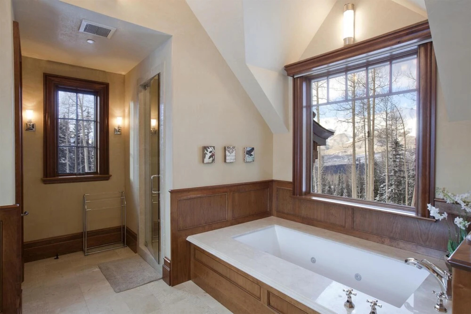 Hood Park Manor - 9 Br Home