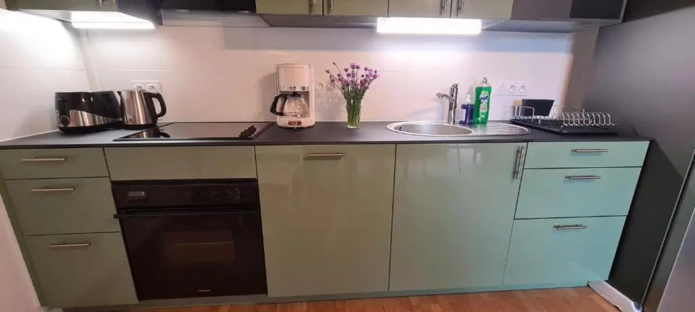 Pom'Verte-près du centre-ville et du lac -parking gratuit