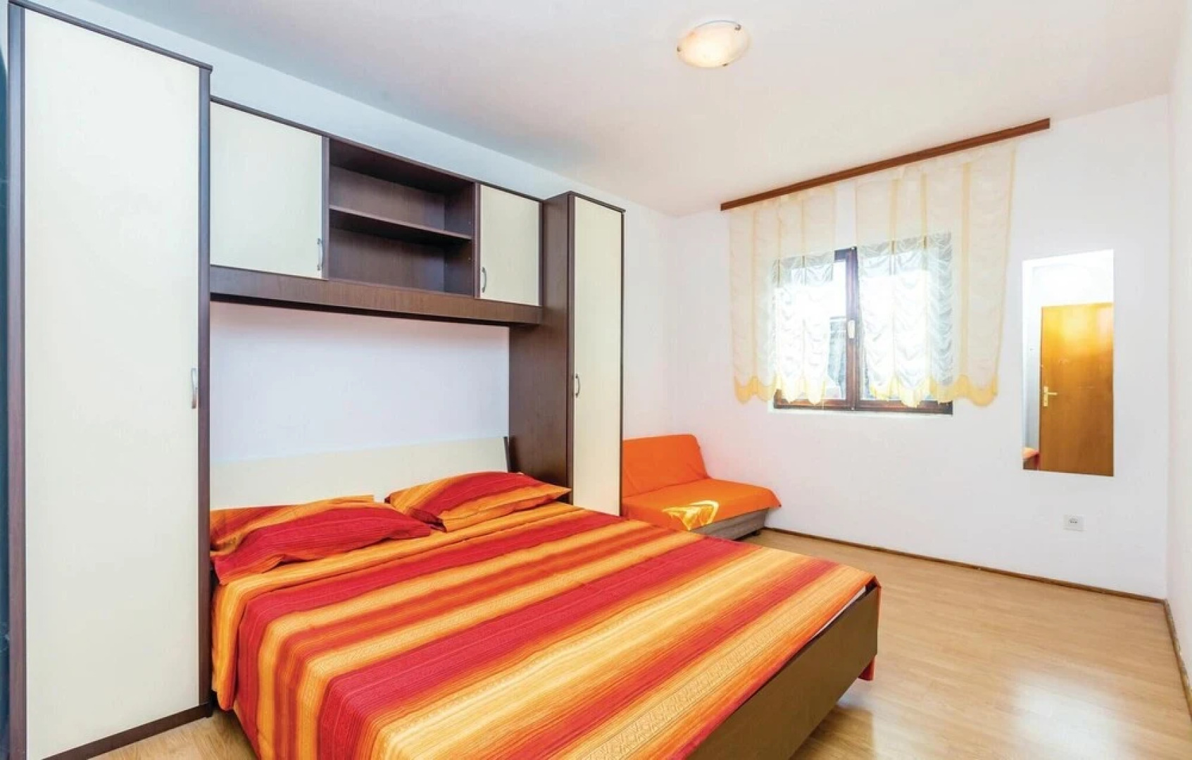 Awesome Home in Pinezici With Wifi and 2 Bedrooms