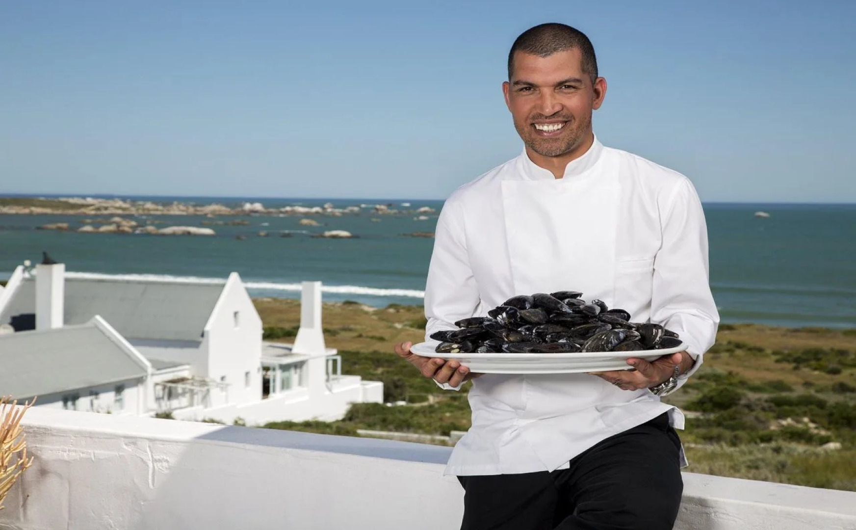 Abalone Hotel & Villas