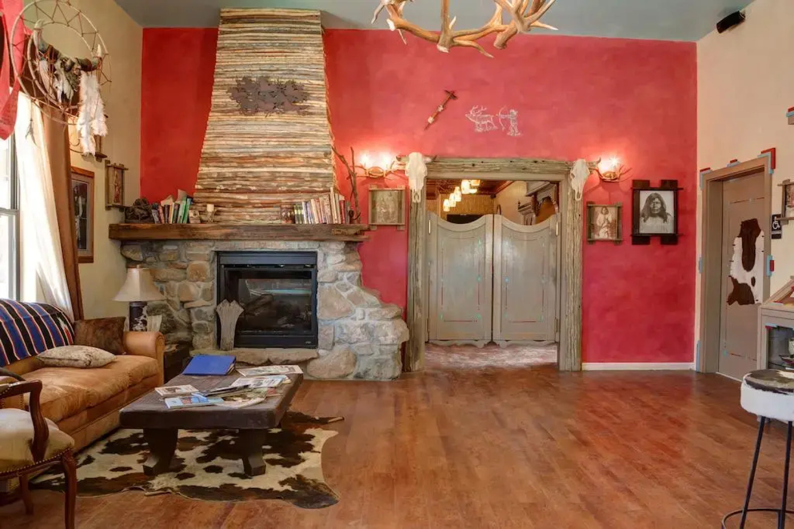 Tombstone Monument Guest Ranch