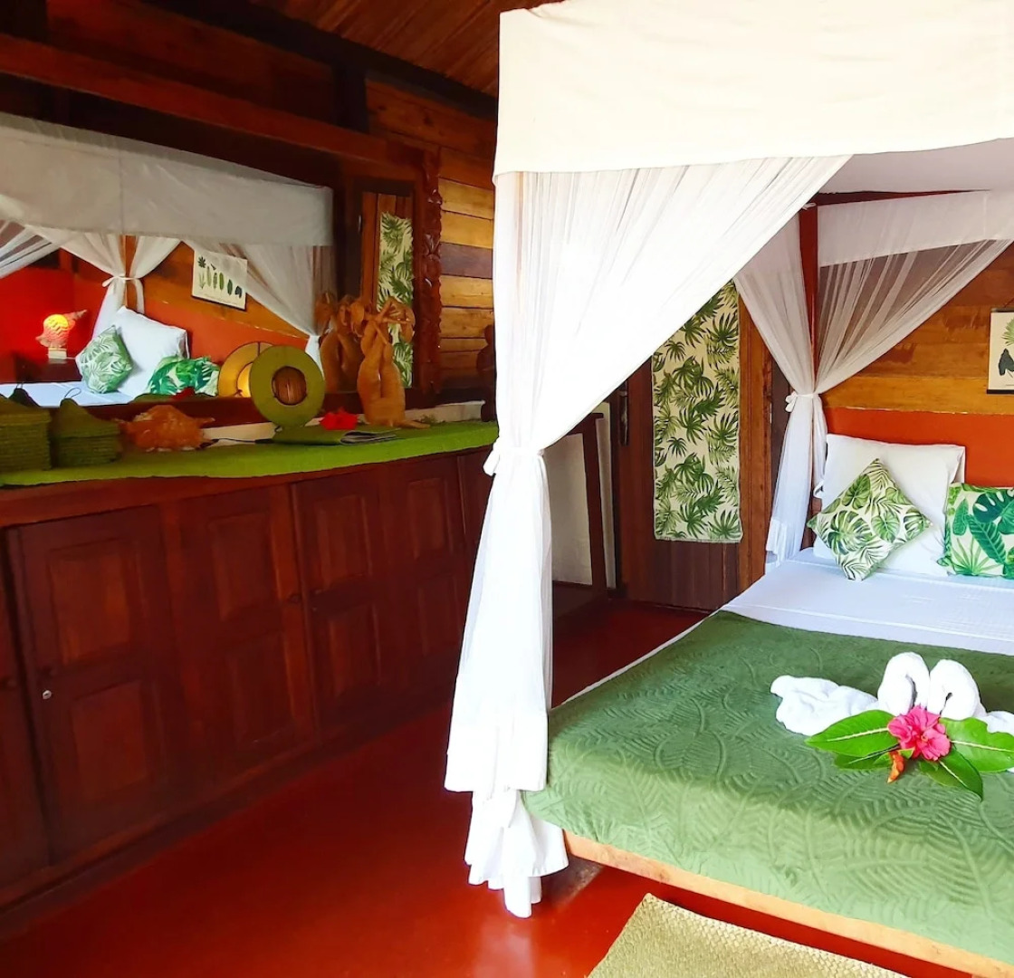 Ravoraha Ecolodge