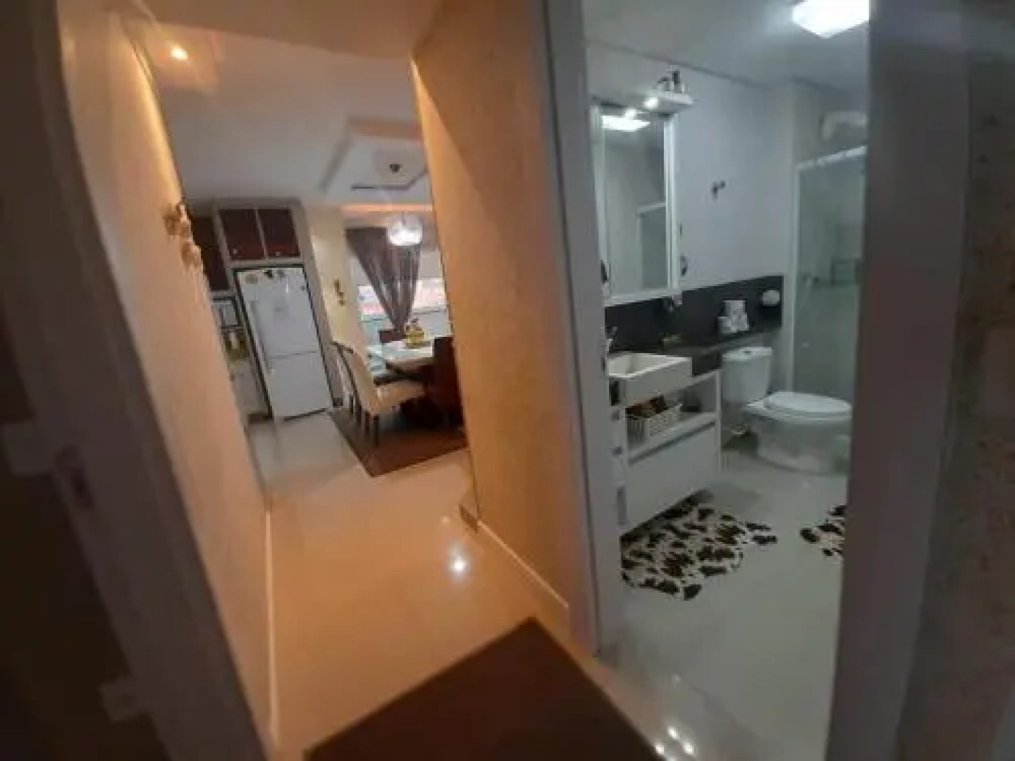 Lindo apartamento 3 dorm a 100m da praia de Perequê