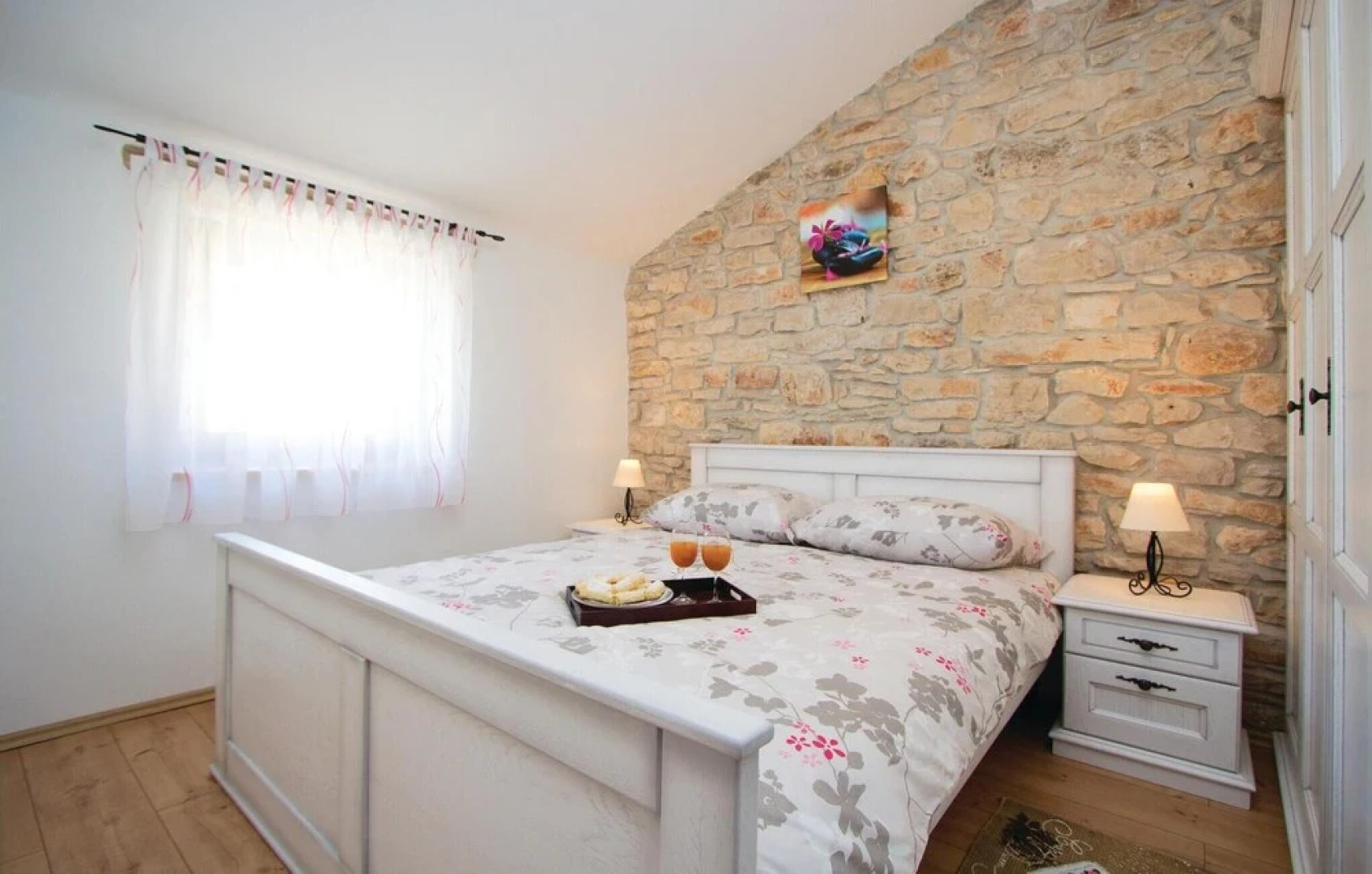 Stunning Home in Filipana With Wifi and 2 Bedrooms