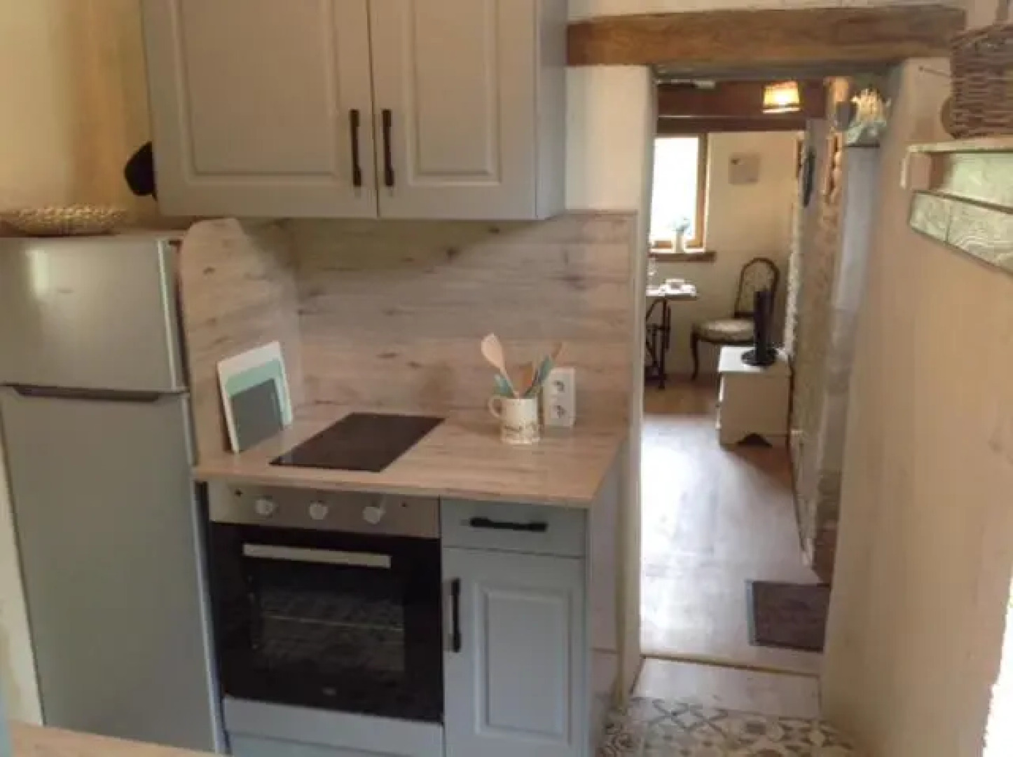 17th C French Pigeonaire - magical romantic couples retreat