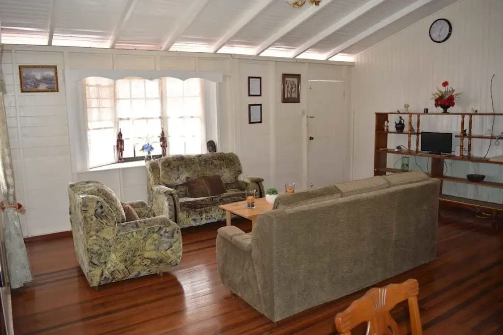 Three Bedroom Holiday Accomodation