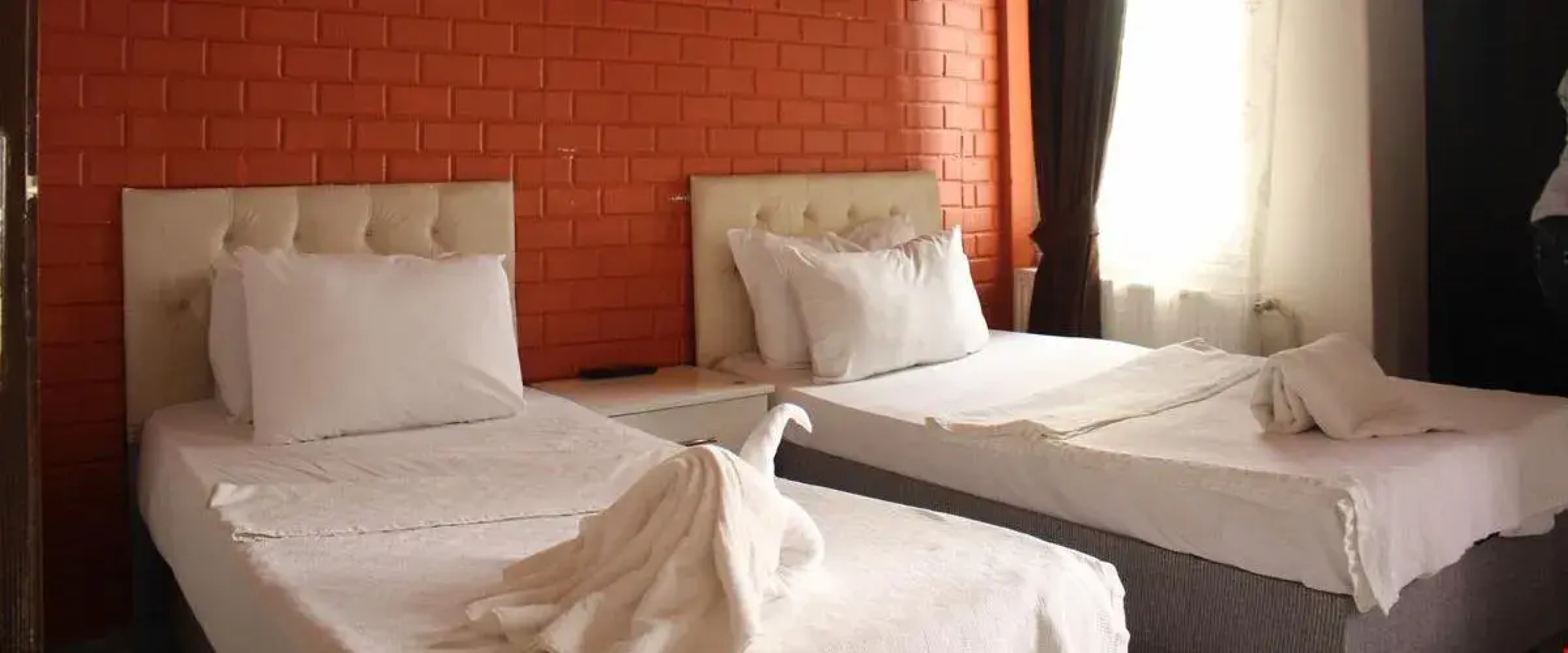 Taksim BrickTown Suite