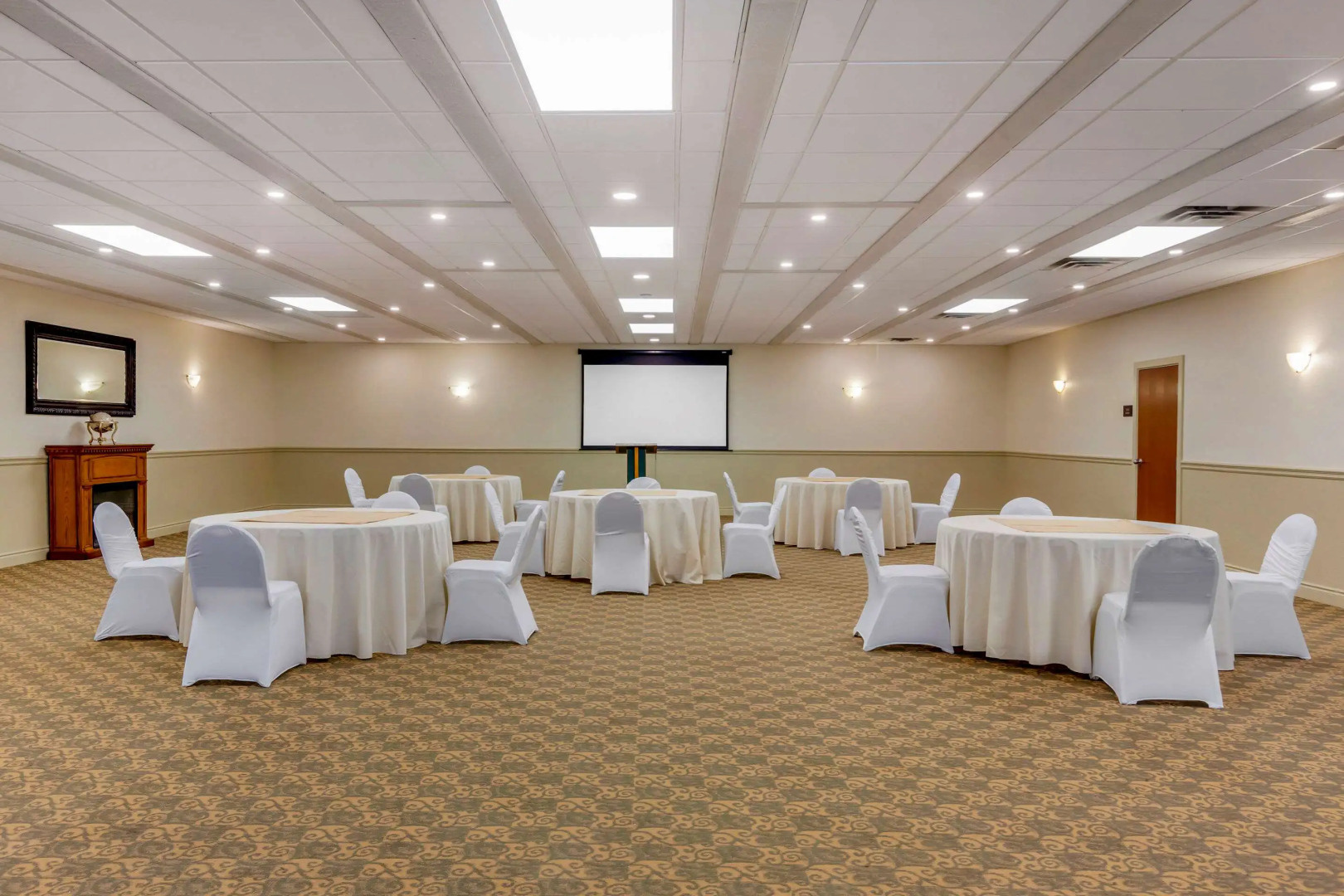 Comfort Inn & Suites Thousand Islands Harbour District