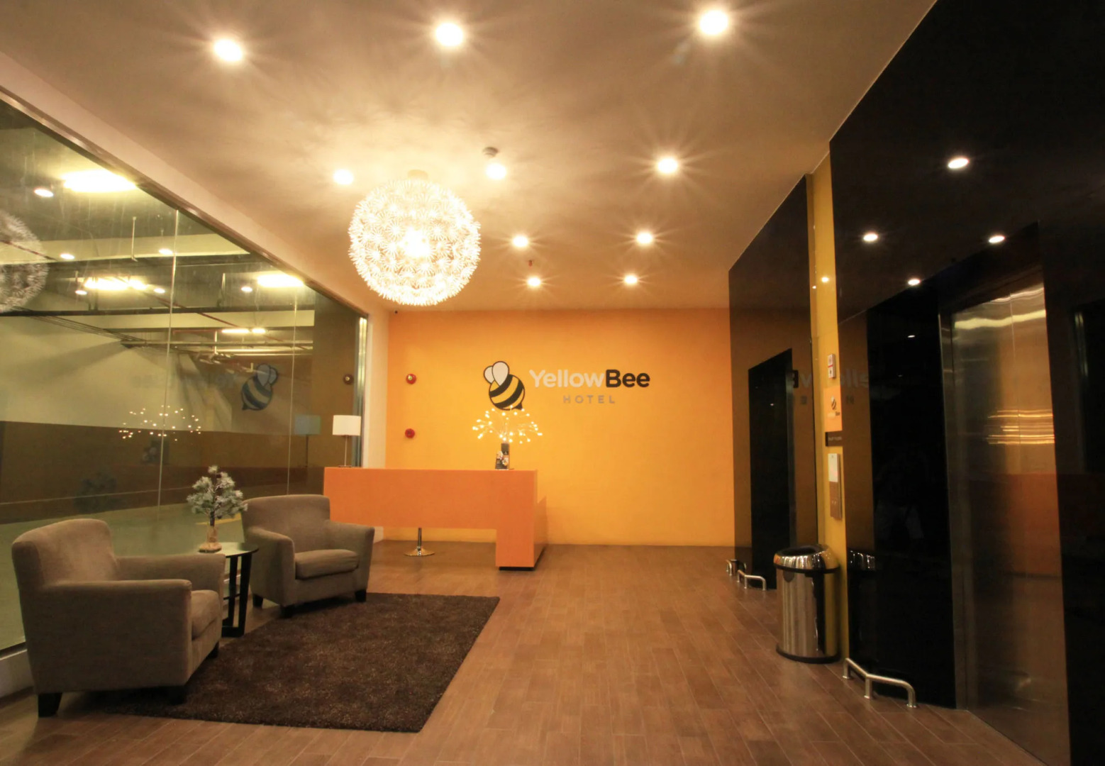 Yellow Bee Tangerang