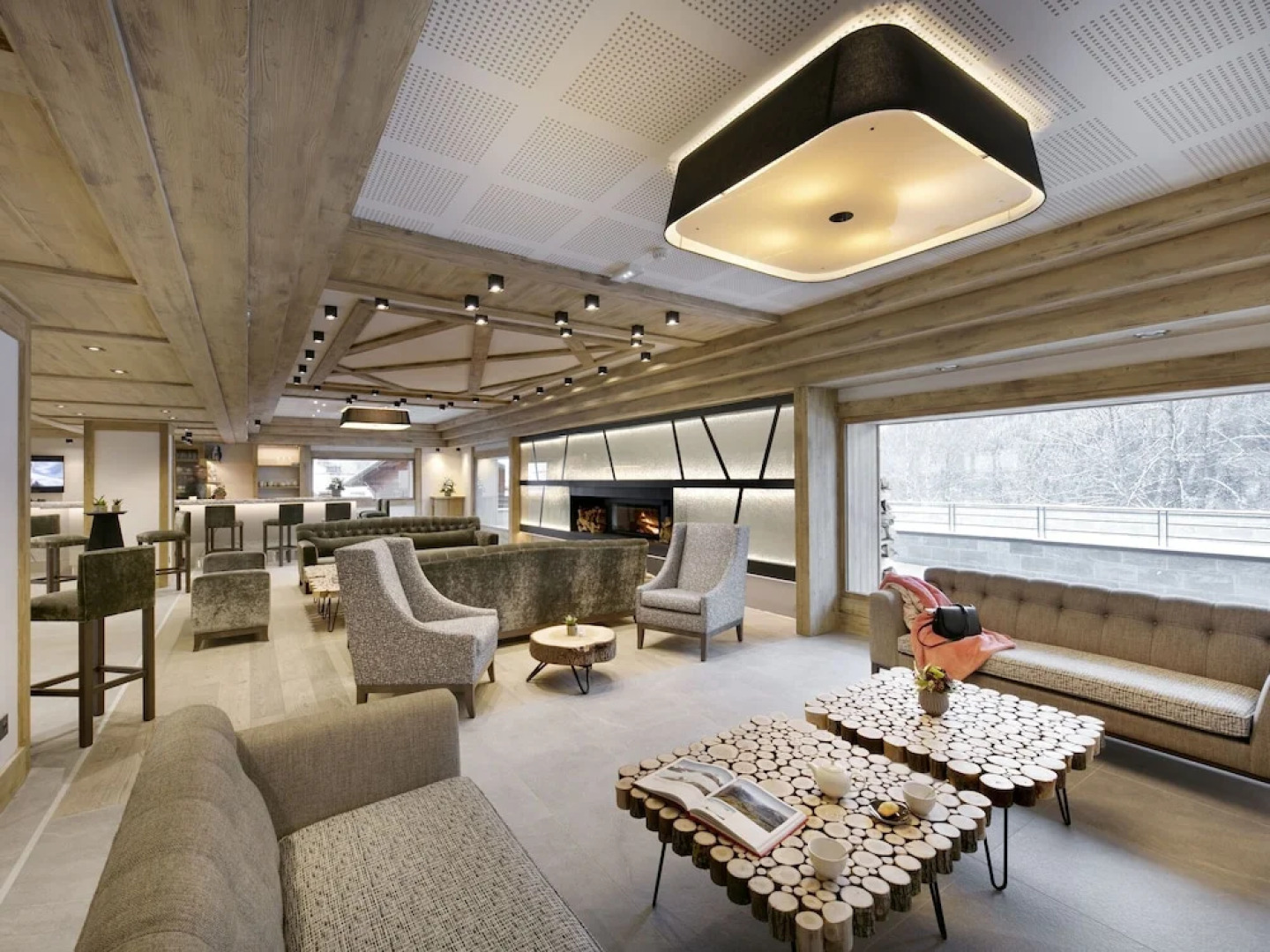 Luxurious Apartment on the Slopes in a Nice Mountain Village