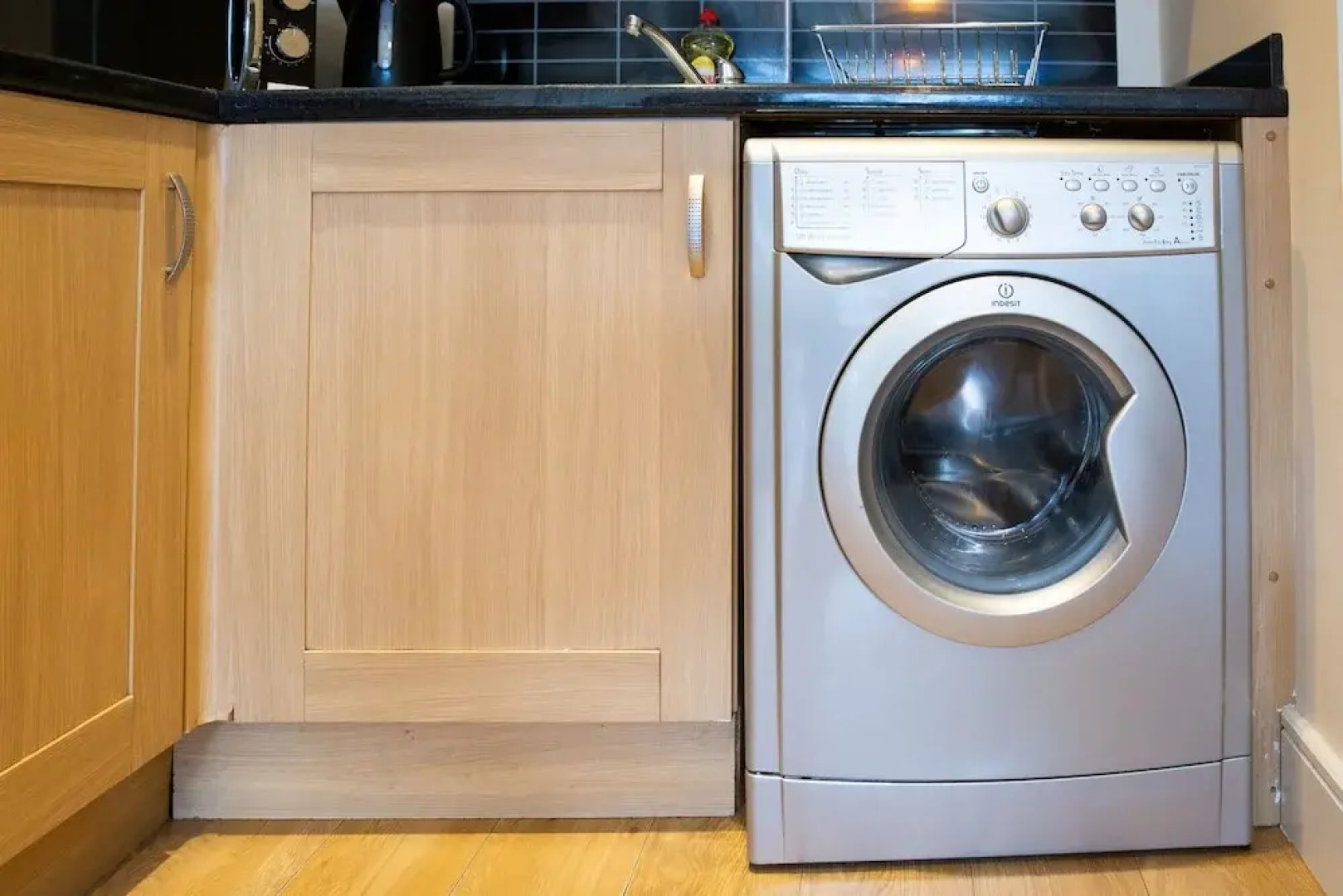 Velvet 1-bedroom Apartment With Balcony, Hoddesdon