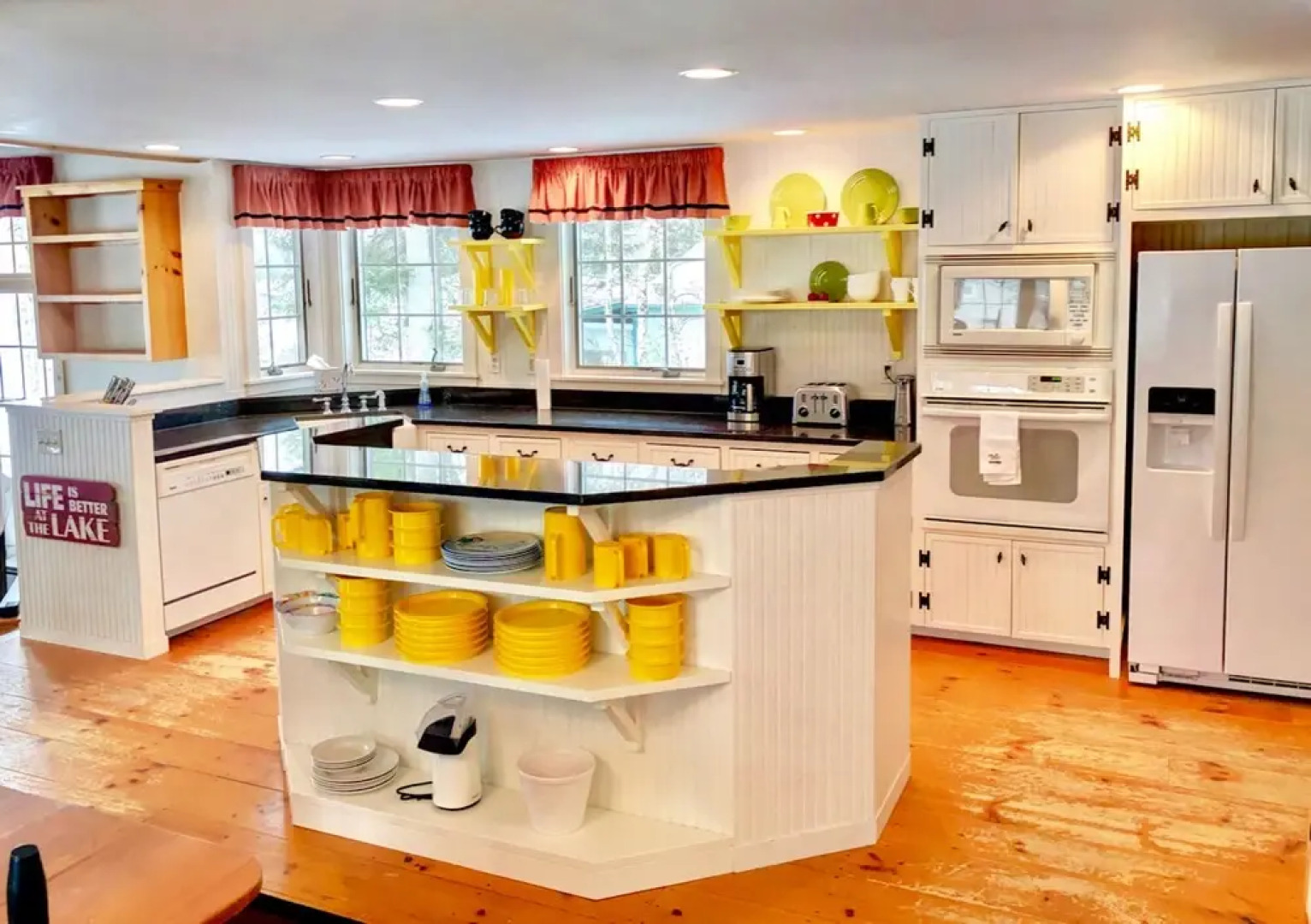 Lake Retreat by Bretton Woods Vacations