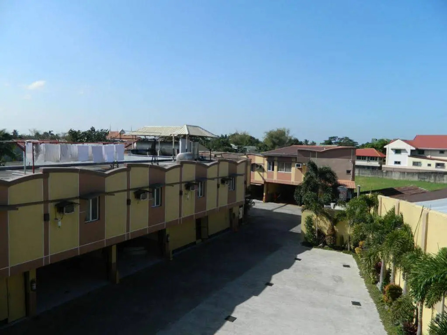 Hollywood Suites and Resort - Marilao