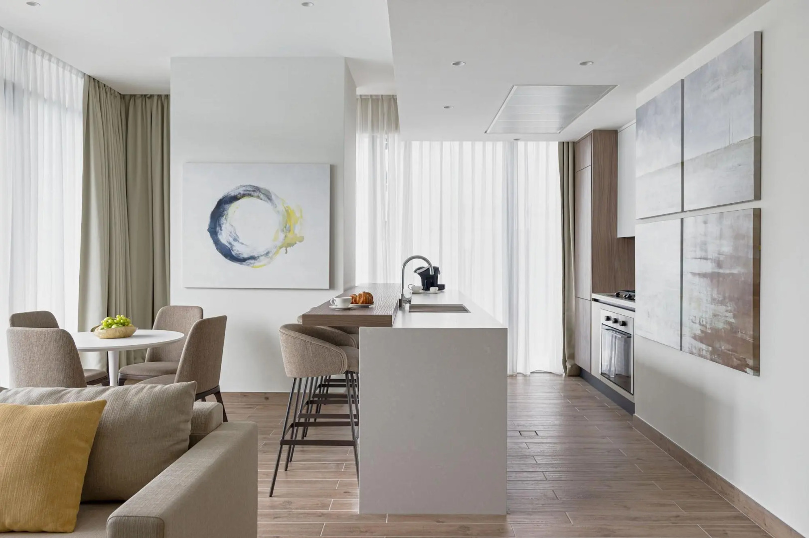 Jumeirah Living Marina Gate