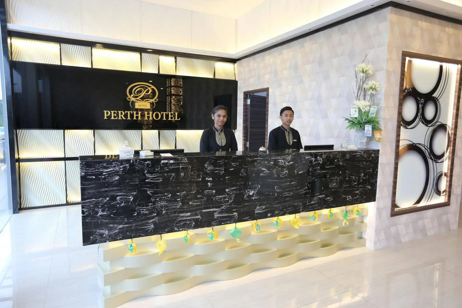 SEM9 Senai ''Formerly Known as Perth Hotel"