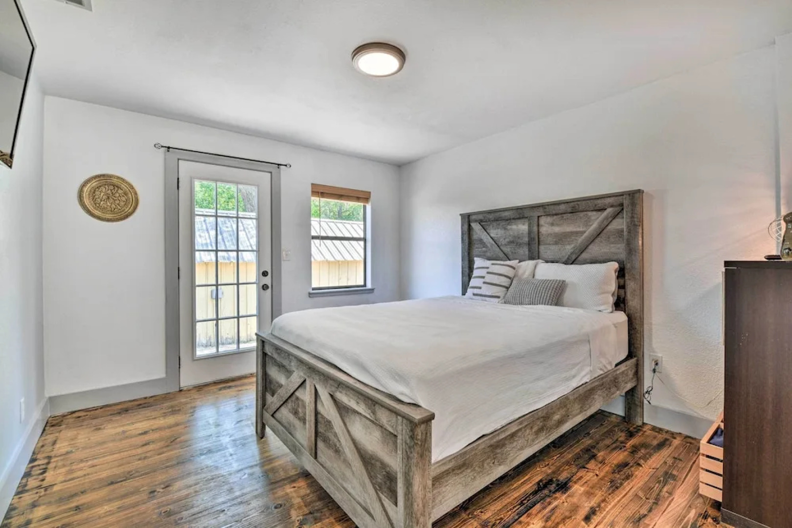 Spacious Glen Rose Home on Paluxy Riverfront