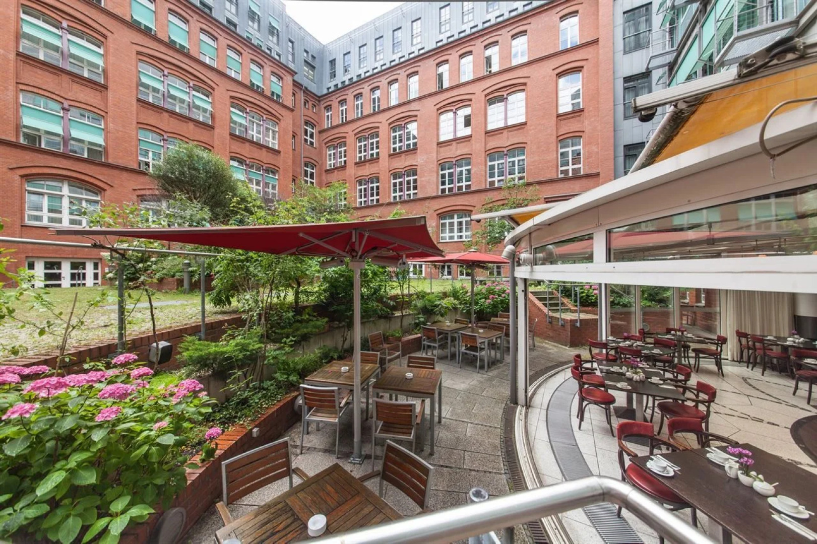 Novum Select Hotel Berlin Ostbahnhof