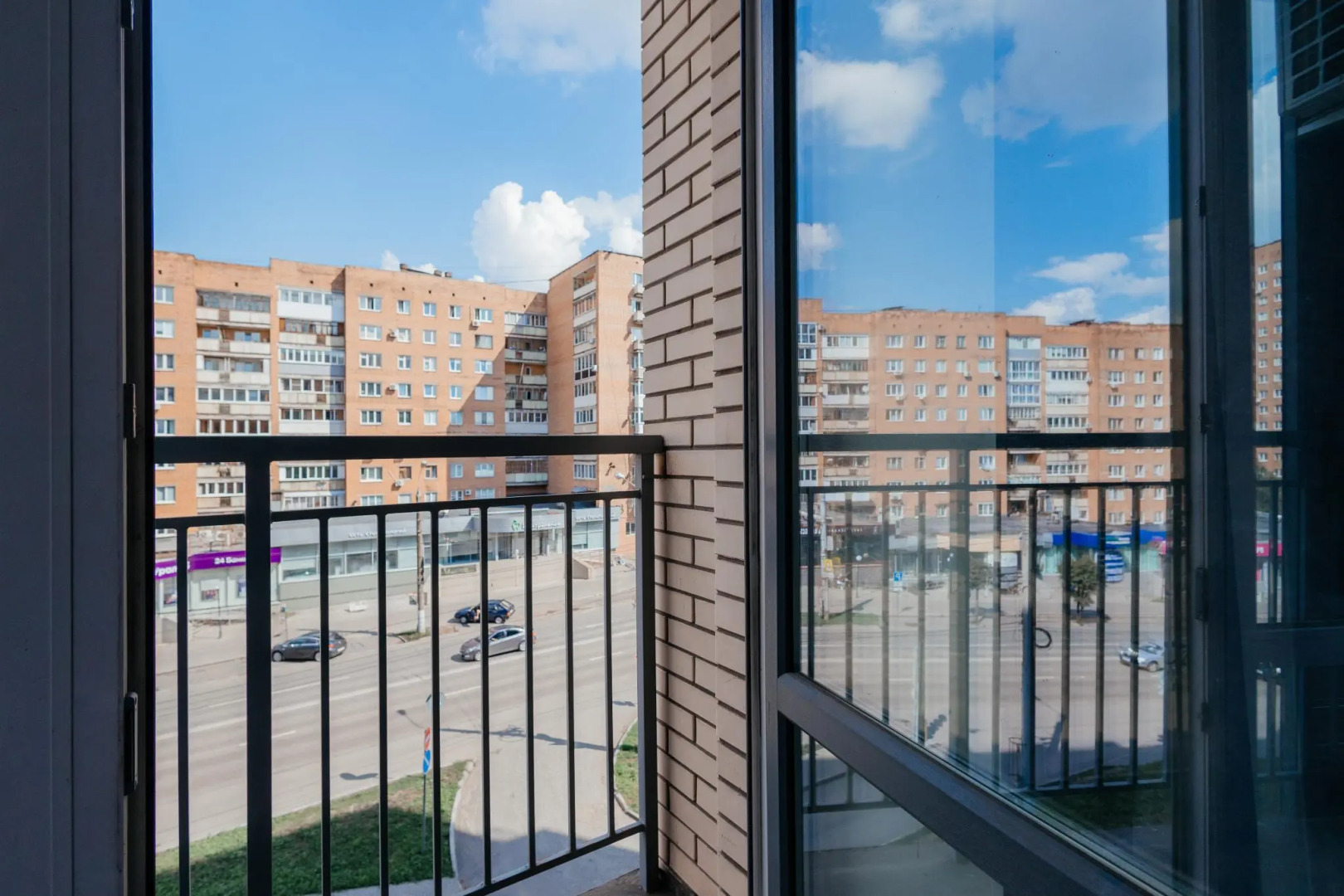 4 Ugla (Четыре угла) на Максима Горького 151