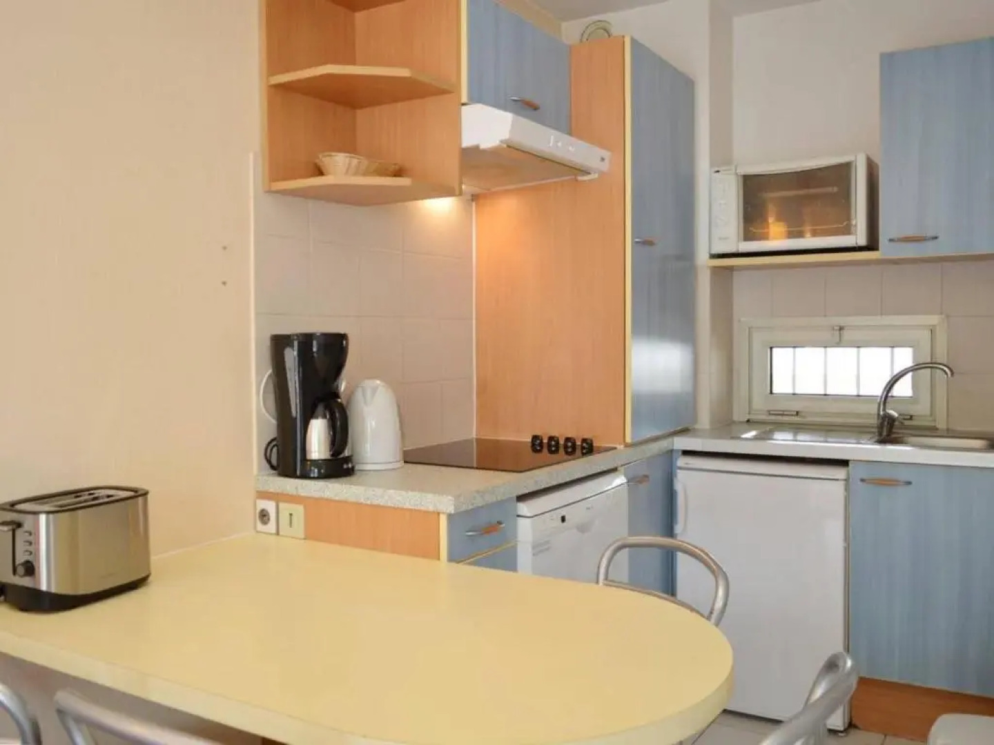 Appartement Golfe Juan, 2 pièces, 4 personnes - FR-1-252-140