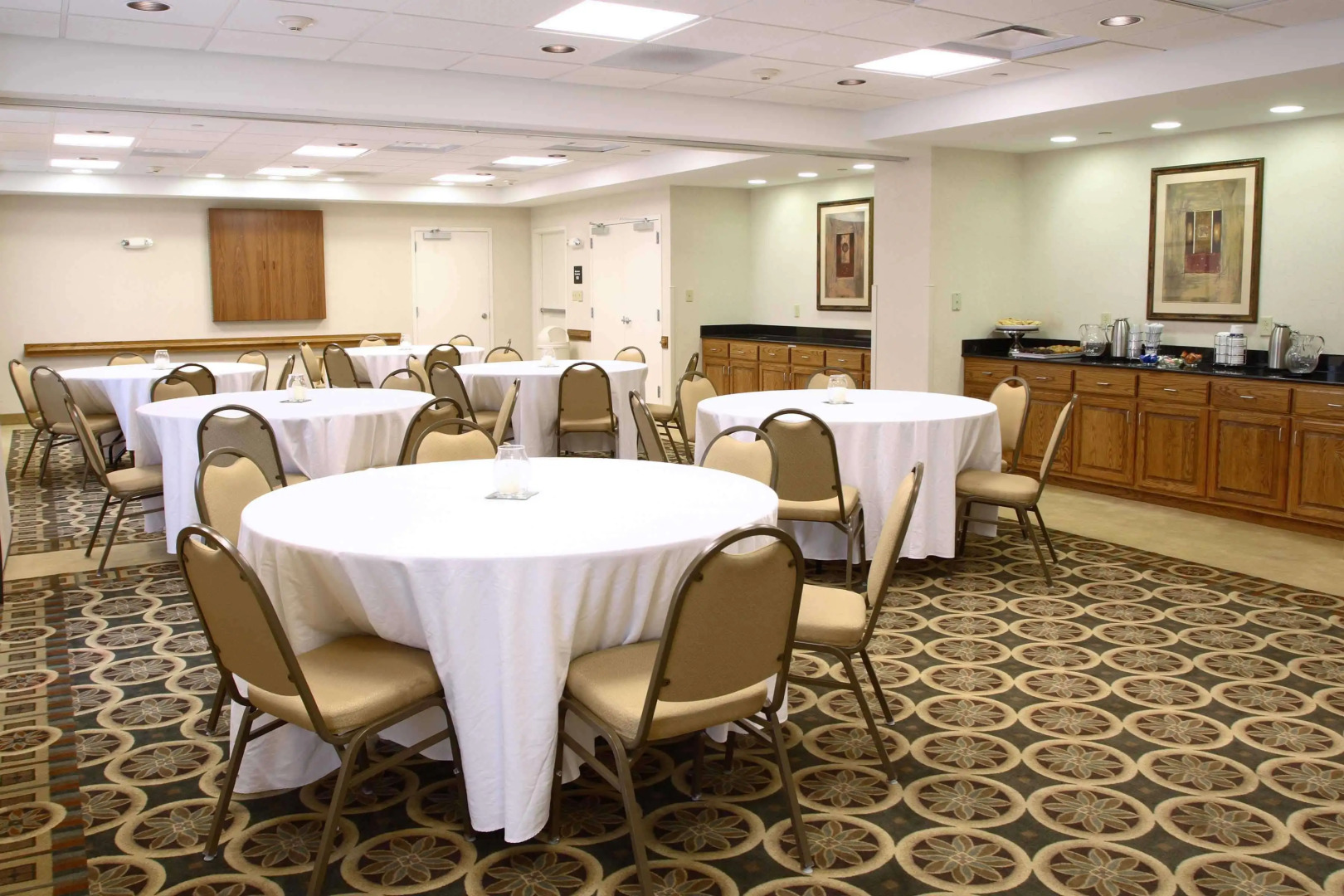 Hampton Inn & Suites Chesapeake-Square Mall