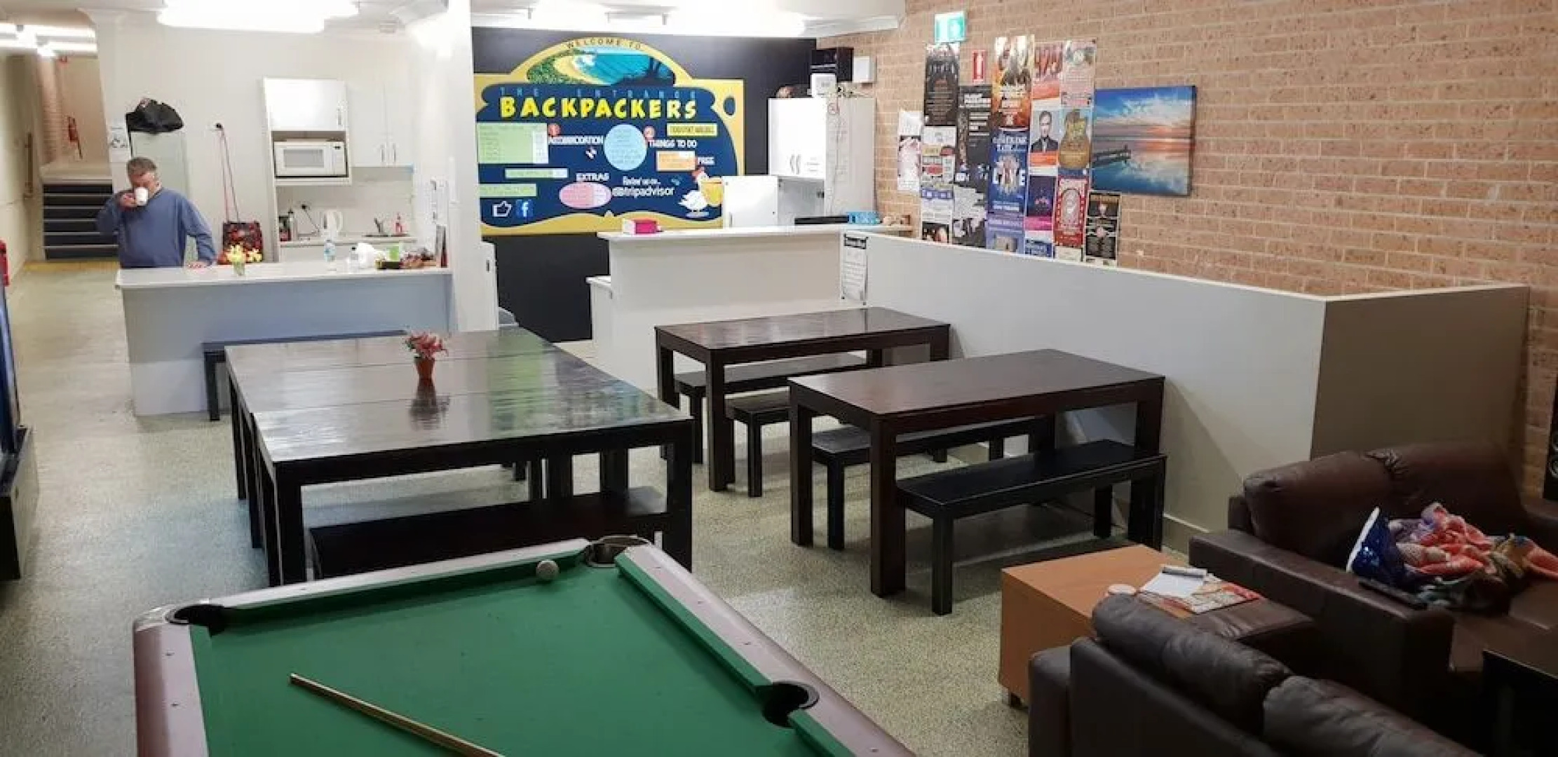 The Entrance Backpackers - Hostel