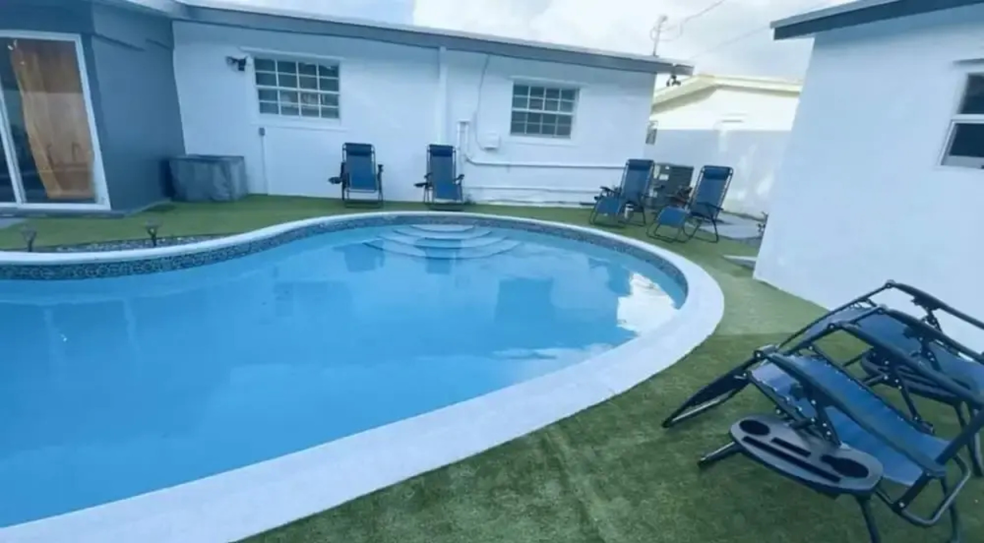 Spacious Home With Heated Pool