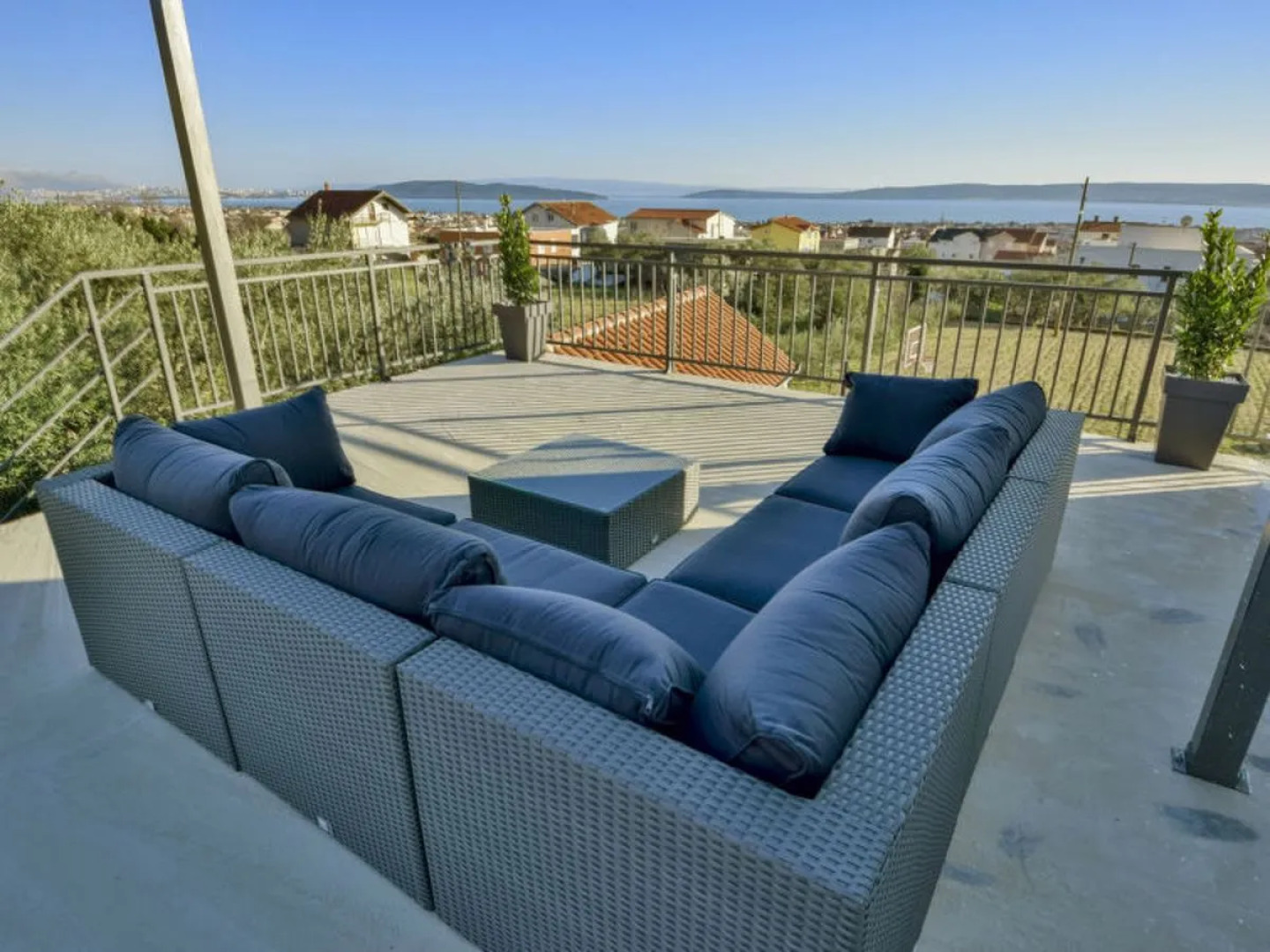 House Aurora Kaštela