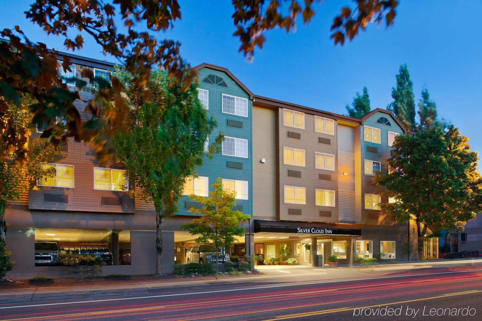 Silver Cloud Inn - Portland