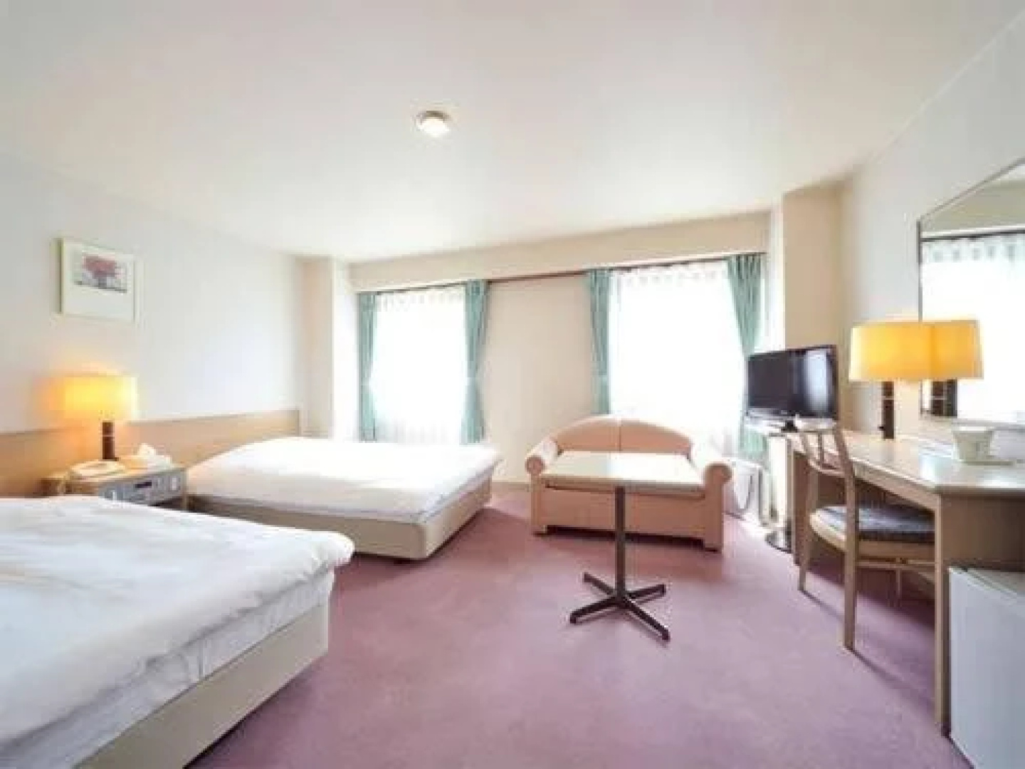 Plaza Hotel Kissuien